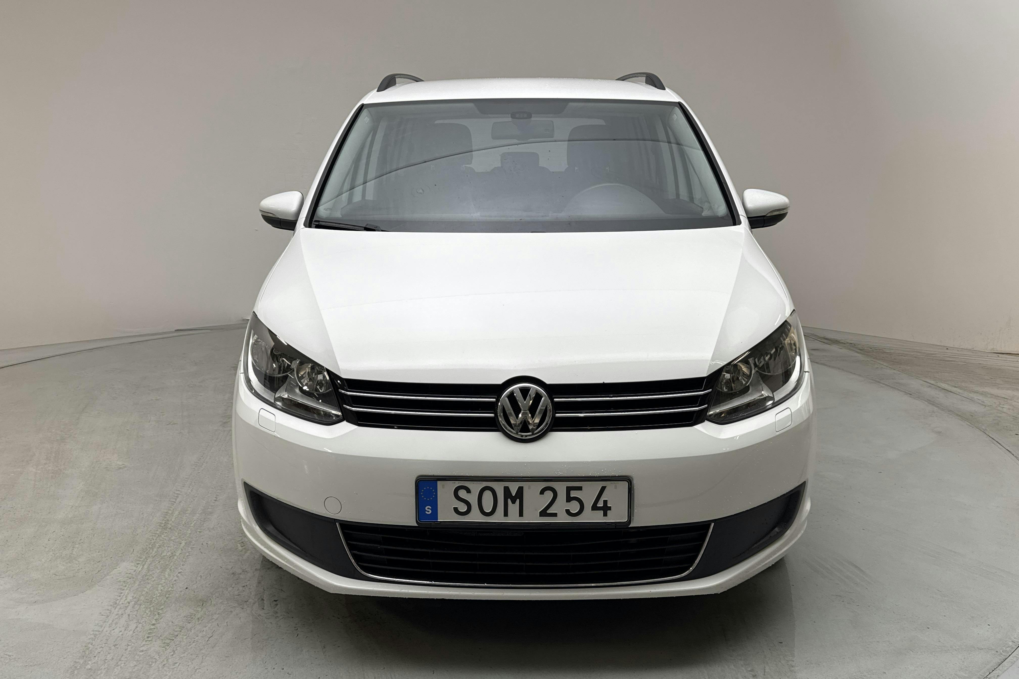VW Touran 1.6 TDI BlueMotion Technology (105hk) - 14 598 mil - Manuell - vit - 2015