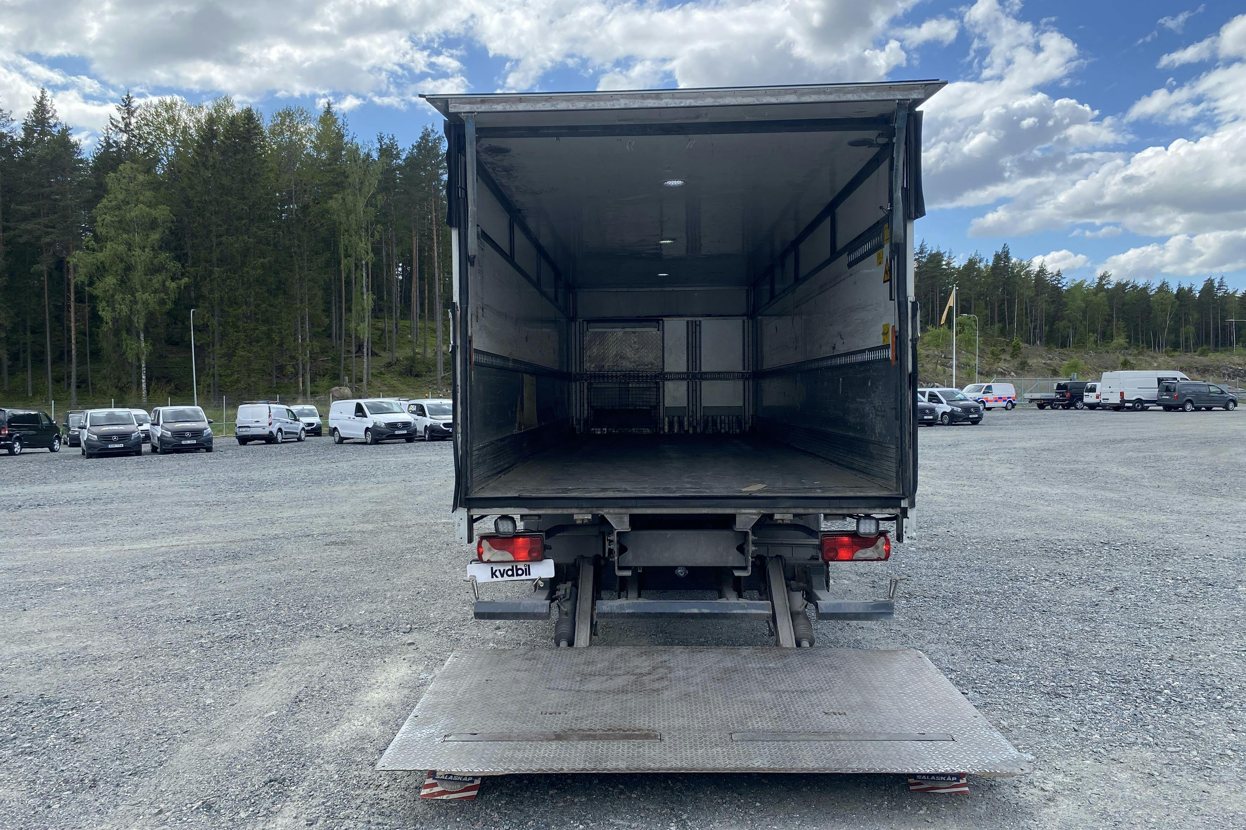SCANIA P280 - 608 182 km - Automat - 2013