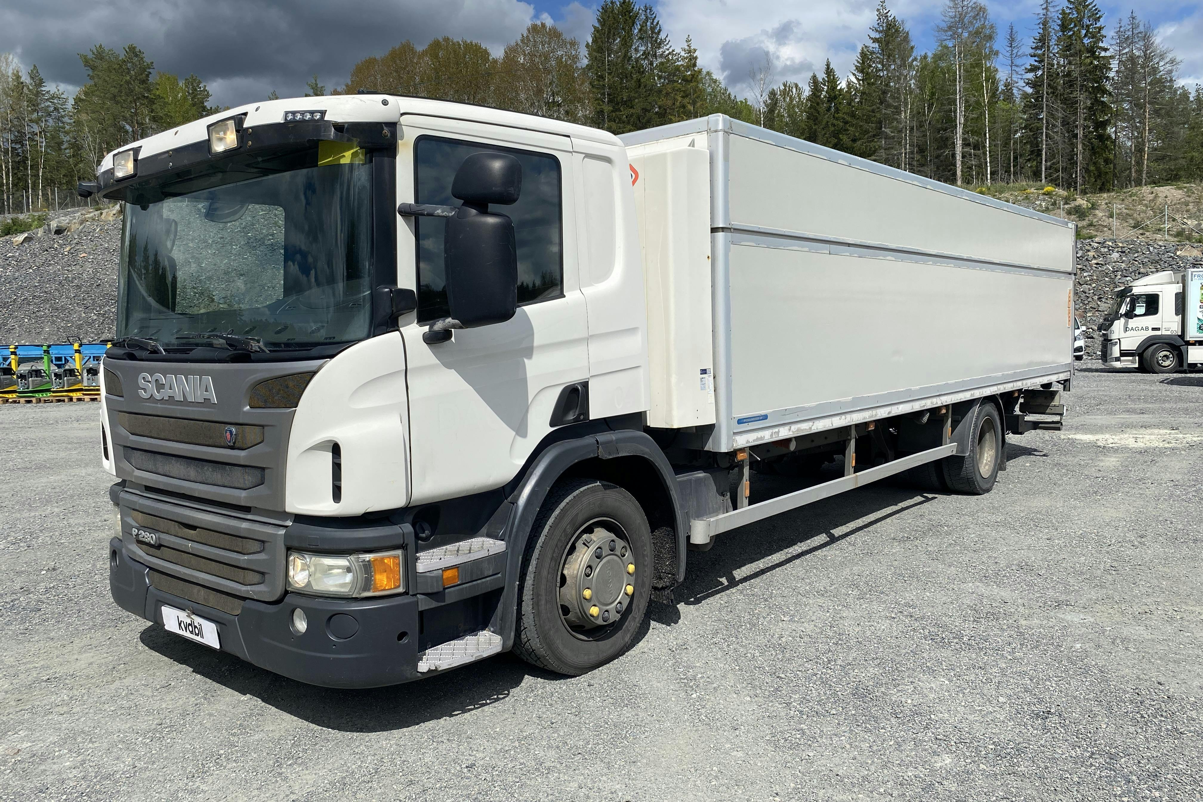 SCANIA P280 - 608 182 km - Automat - 2013