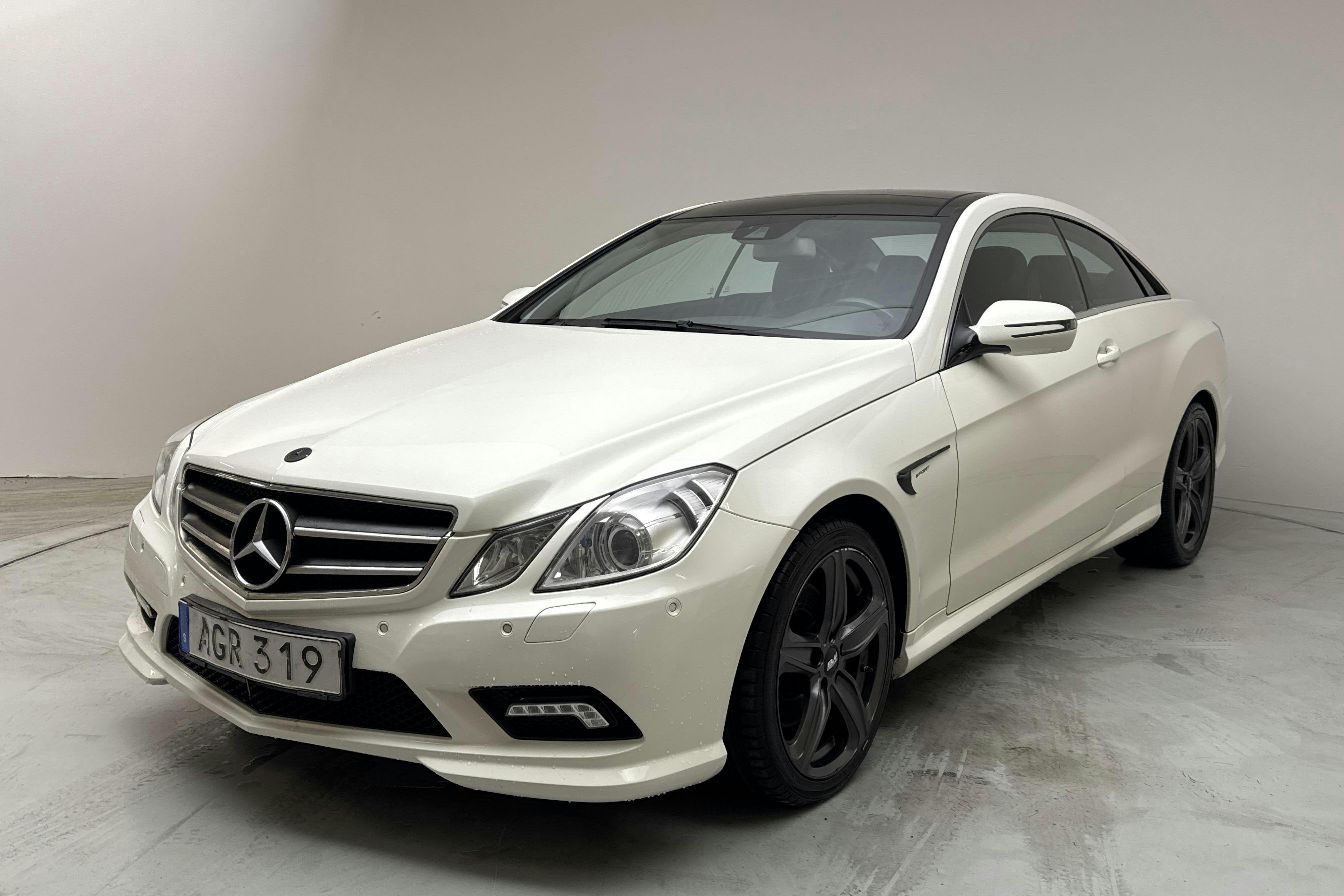Mercedes E 350 BlueEfficiency Coupé C207 (292hk) - 18 606 mil - Automat - vit - 2010