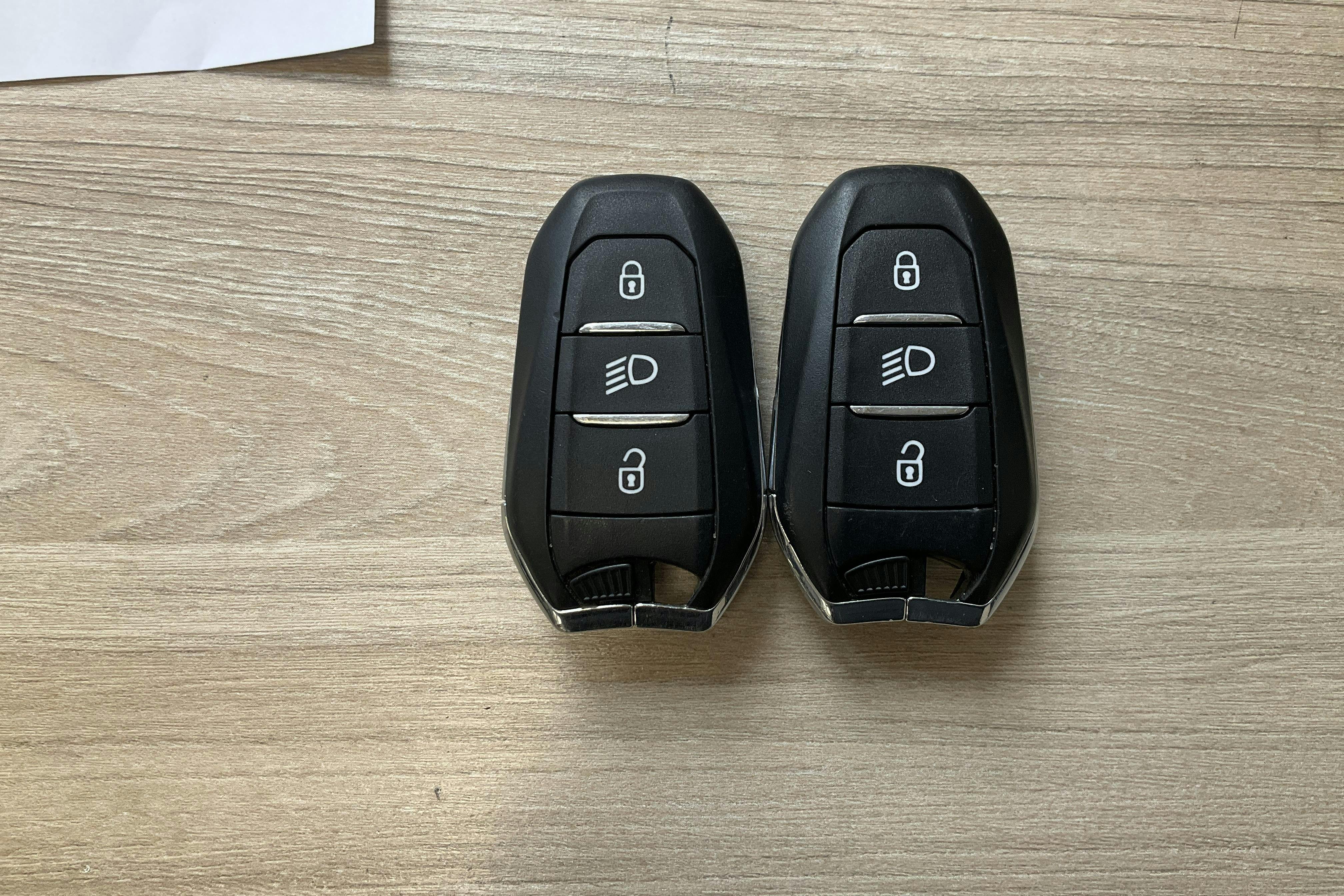 Peugeot 508 1.6 Hybrid SW (225hk) - 8 107 mil - Automat - grå - 2020