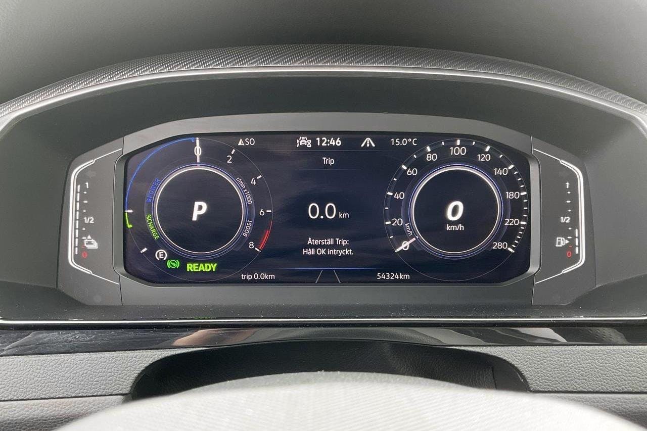 VW Arteon Shooting Brake eHybrid 1.4 TSI (218hk) R-Line - 5 433 mil - Automat - Dark Grey - 2022