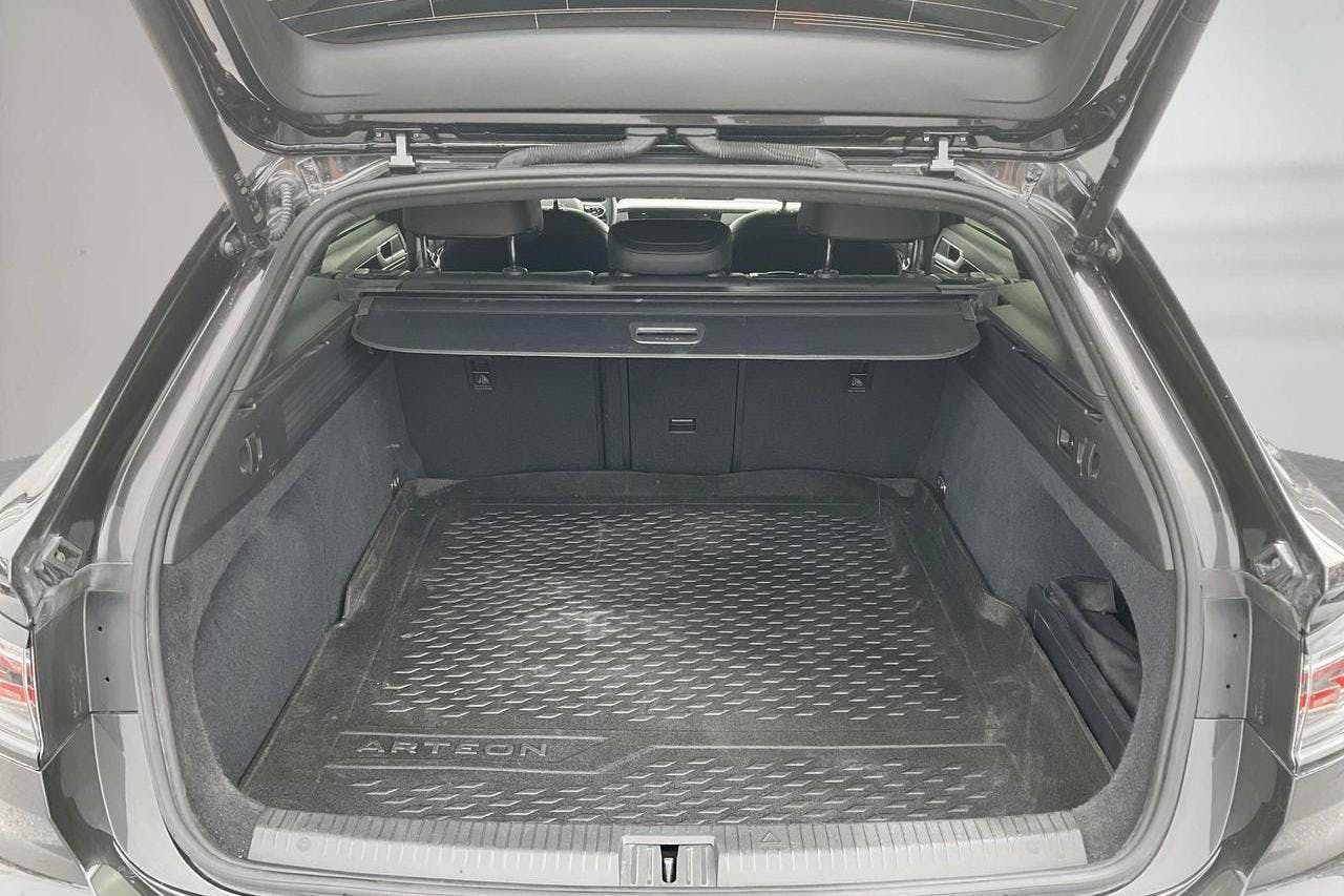 VW Arteon Shooting Brake eHybrid 1.4 TSI (218hk) R-Line - 5 433 mil - Automat - Dark Grey - 2022