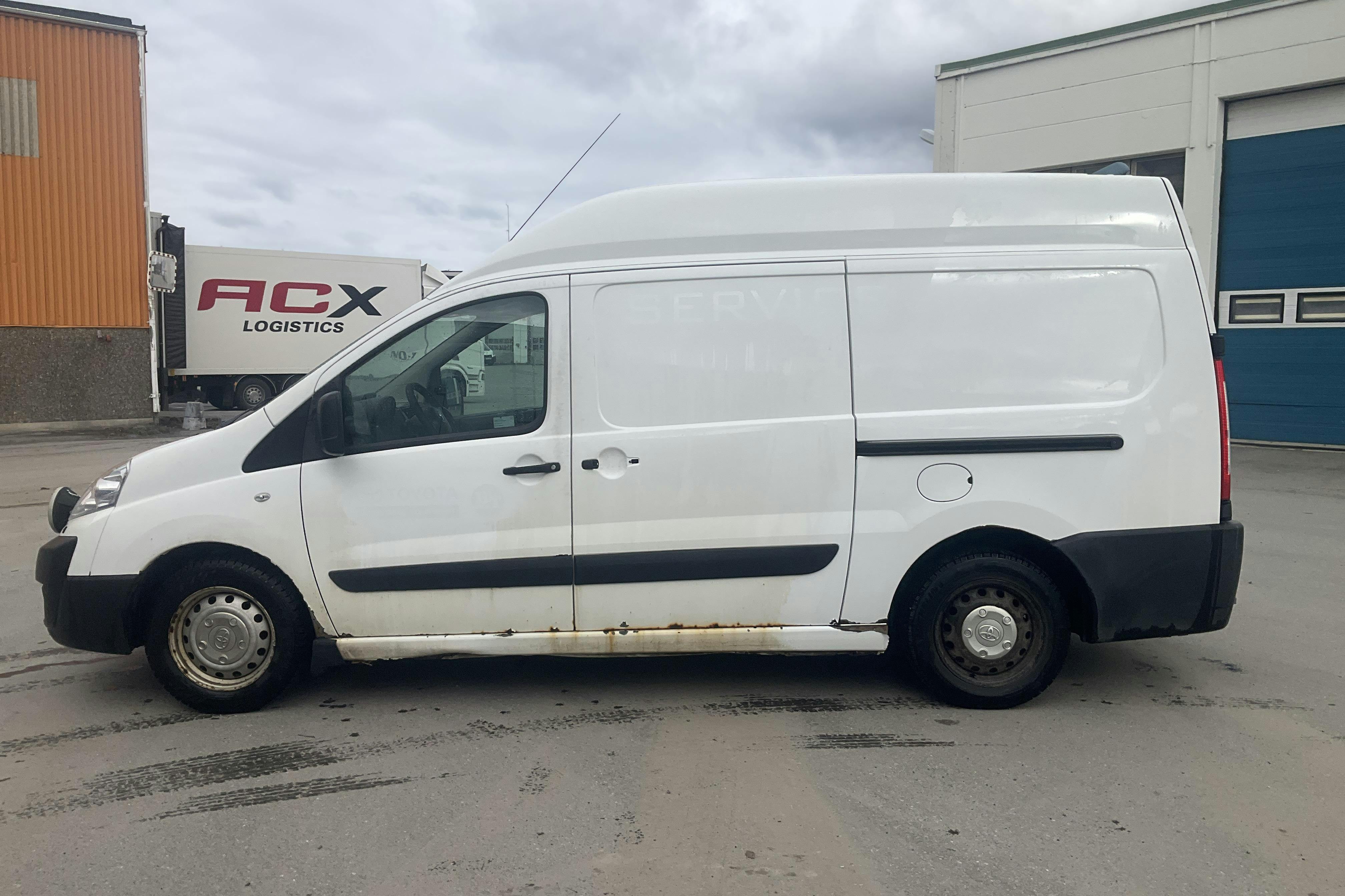 Toyota PROACE 2.0 D-4D (163hk) - 19 089 mil - Manuell - vit - 2014