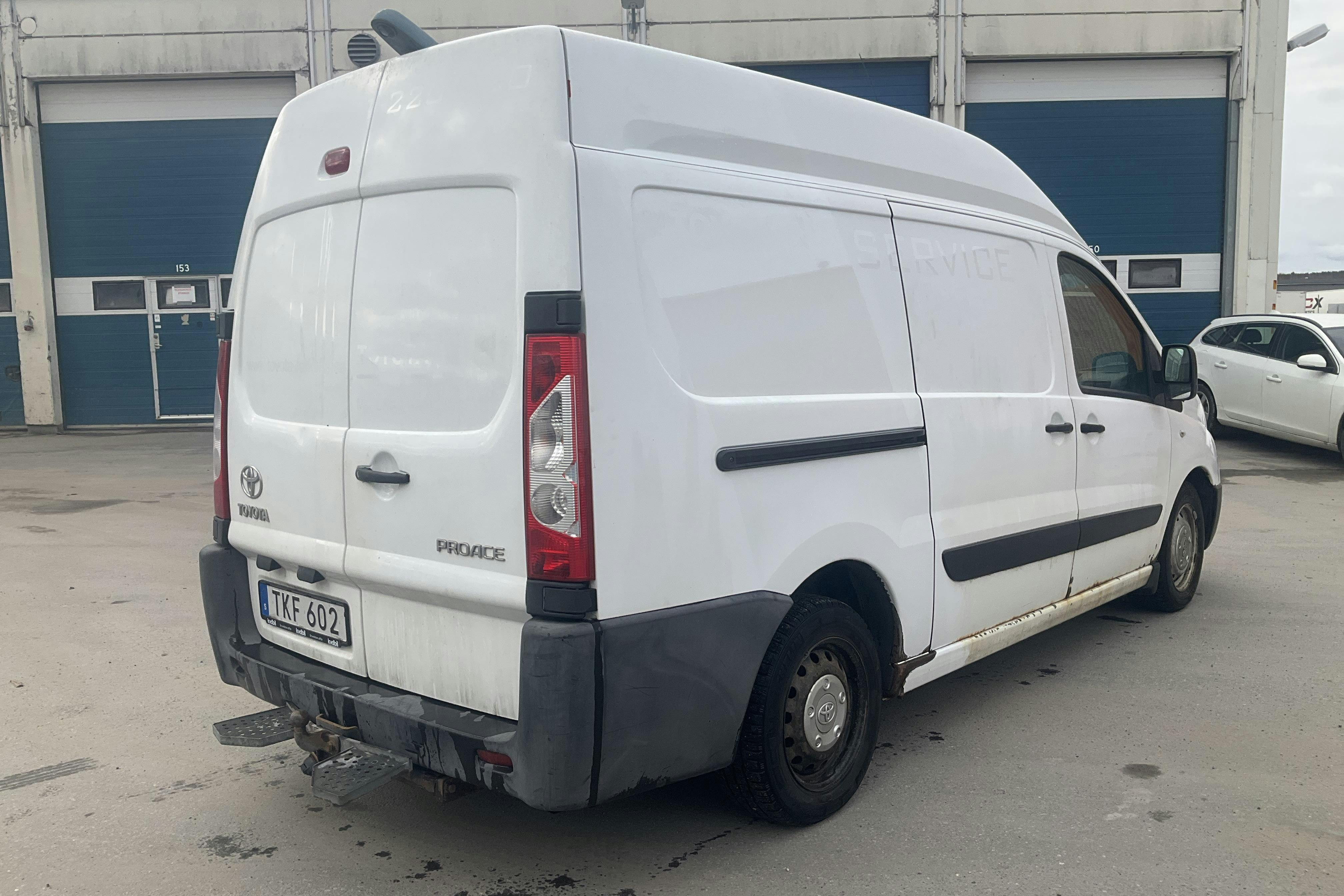 Toyota PROACE 2.0 D-4D (163hk) - 19 089 mil - Manuell - vit - 2014