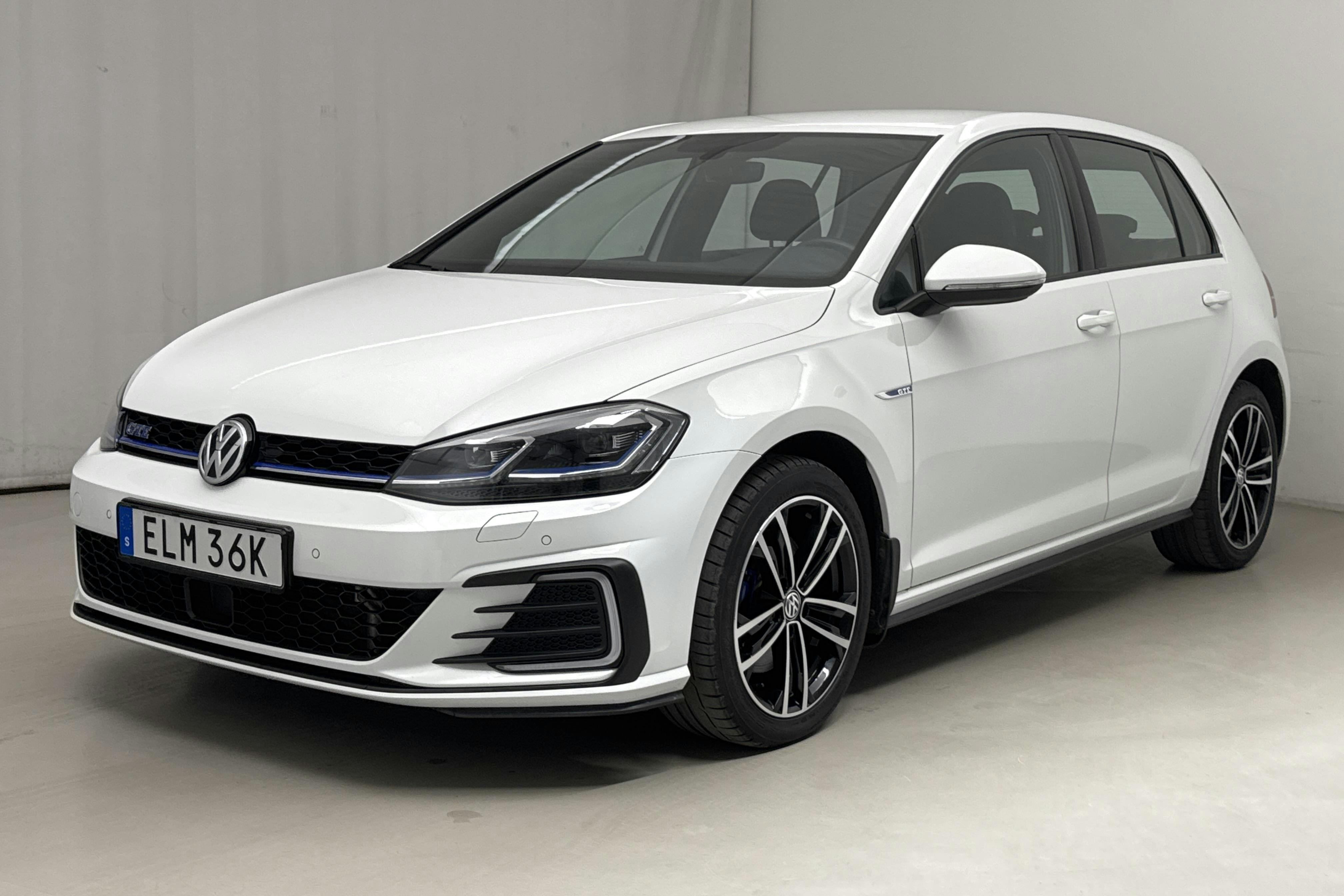 VW Golf VII GTE 5dr (204hk) - 63 170 km - Automaattinen - valkoinen - 2020
