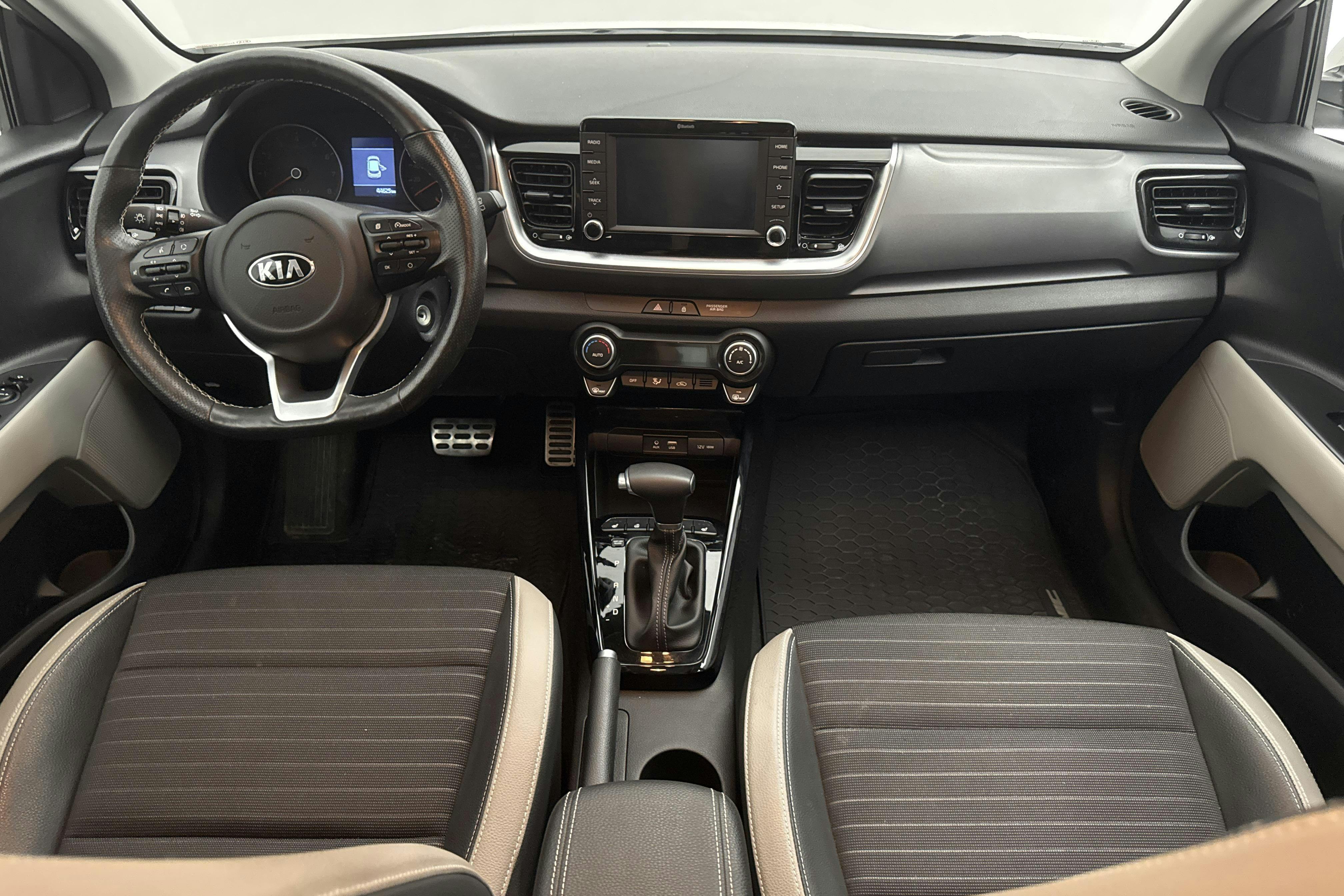 KIA Stonic 1.0 T-GDi (120hk) - 4 463 mil - Automat - vit - 2020