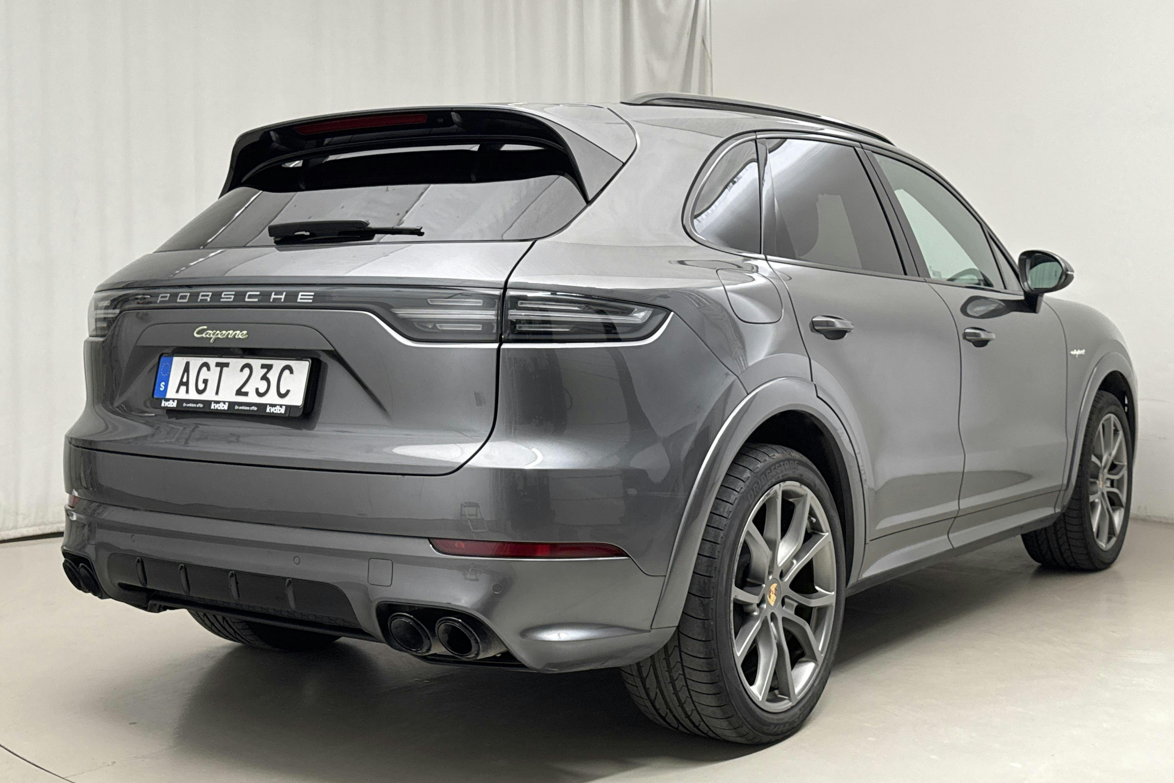 Porsche Cayenne E-hybrid (462hk) - 6 529 mil - Automat - Dark Grey - 2021