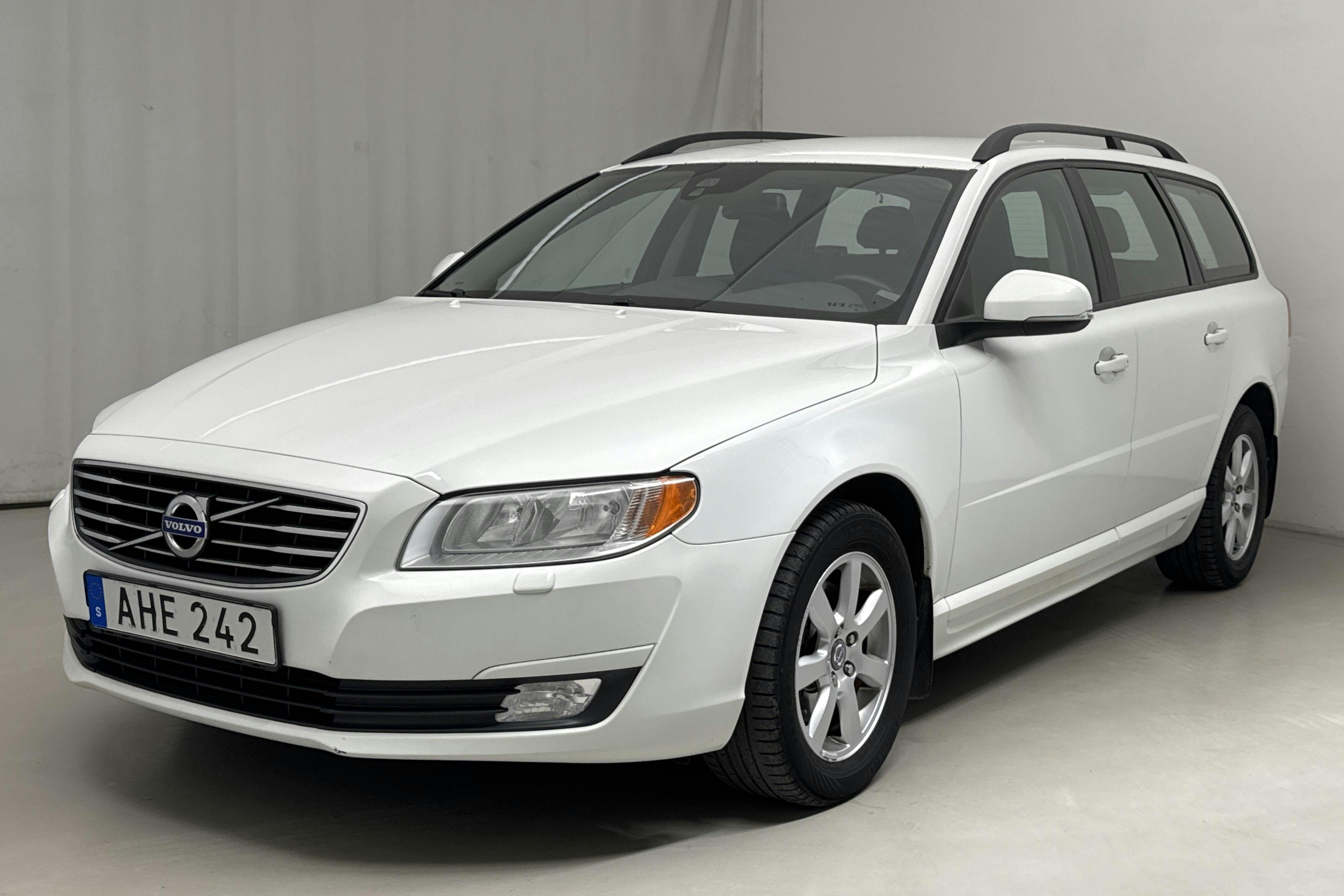 Volvo V70 II T4 (180hk) - 21 515 mil - Automat - vit - 2014