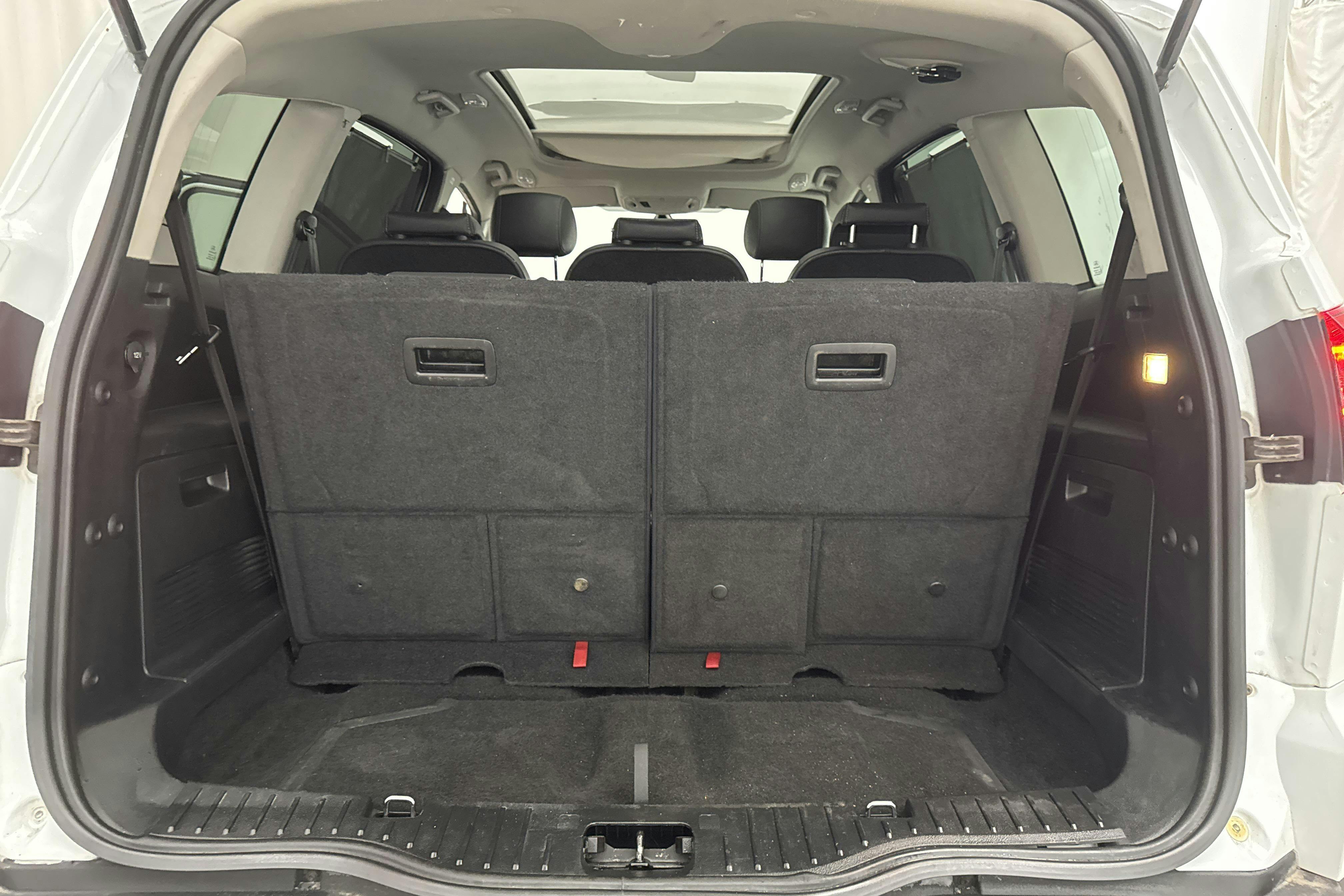 Ford S-MAX 2.2 Duratorq TDCi (200hk) - 18 723 mil - Automat - vit - 2012
