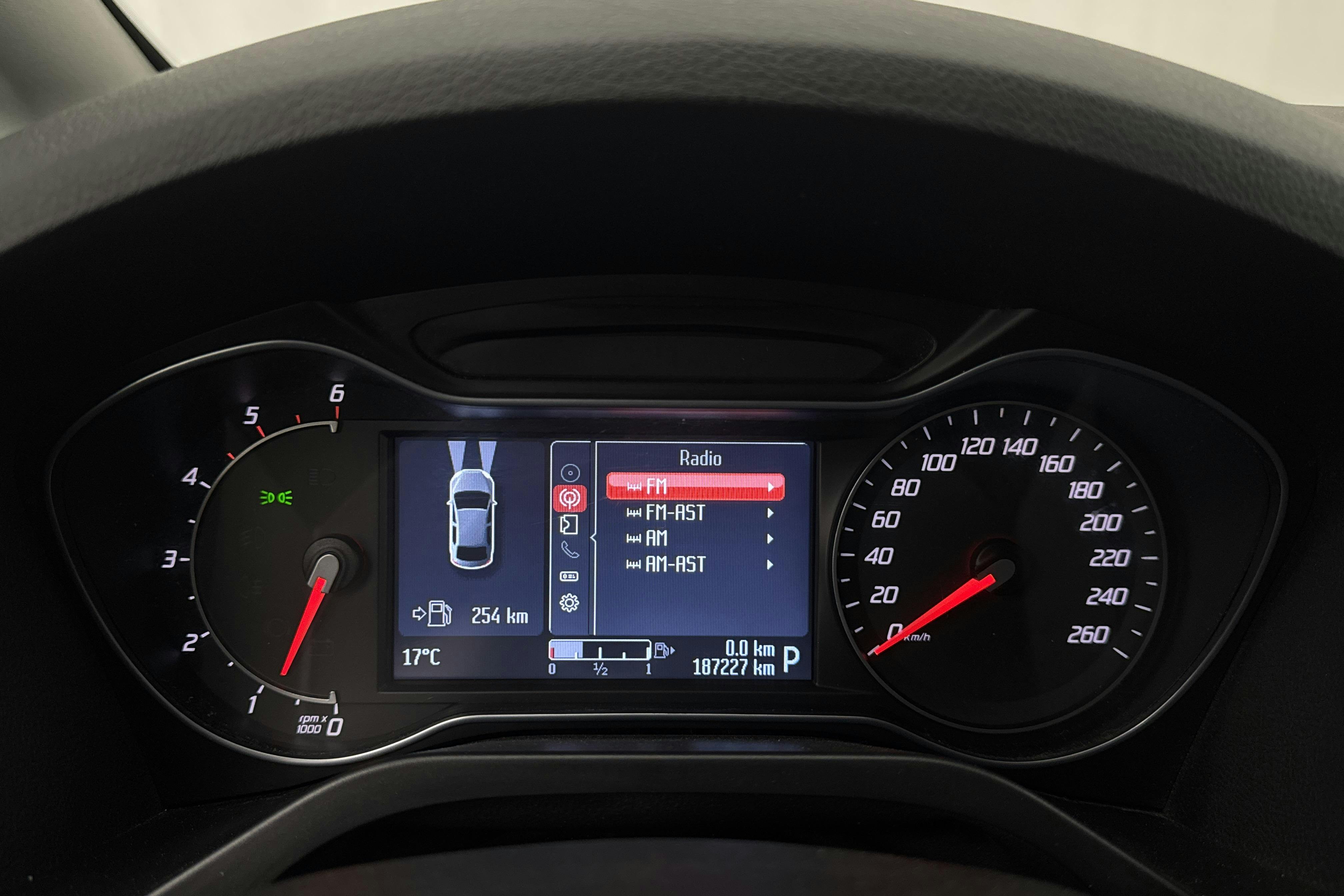 Ford S-MAX 2.2 Duratorq TDCi (200hk) - 18 723 mil - Automat - vit - 2012