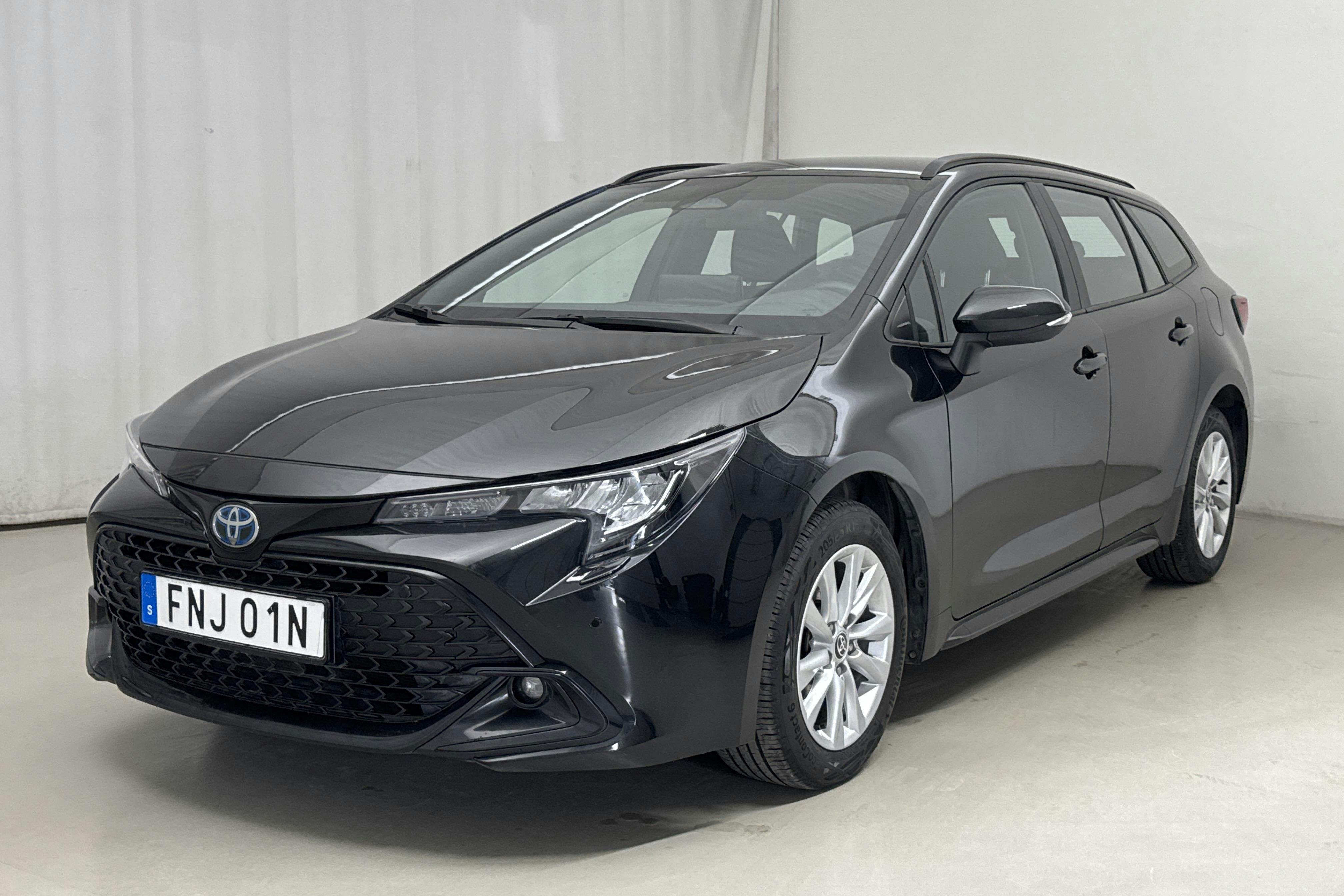 Toyota Corolla 1.8 Hybrid Touring Sports (140hk) - 44 760 km - Automaatne - must - 2023