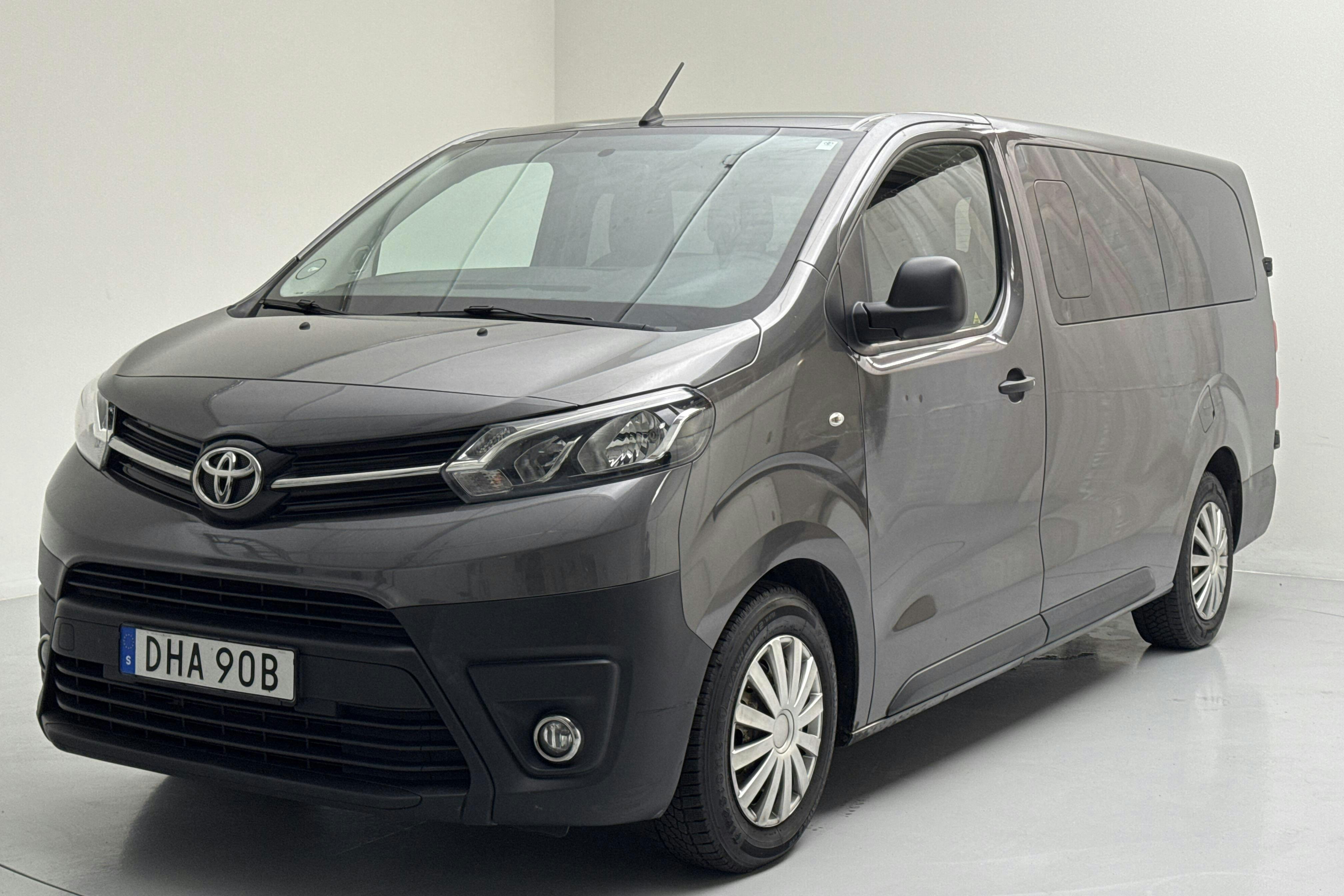 Toyota PROACE 1.6 (115hk) - 24 150 mil - Manuell - Dark Grey - 2018