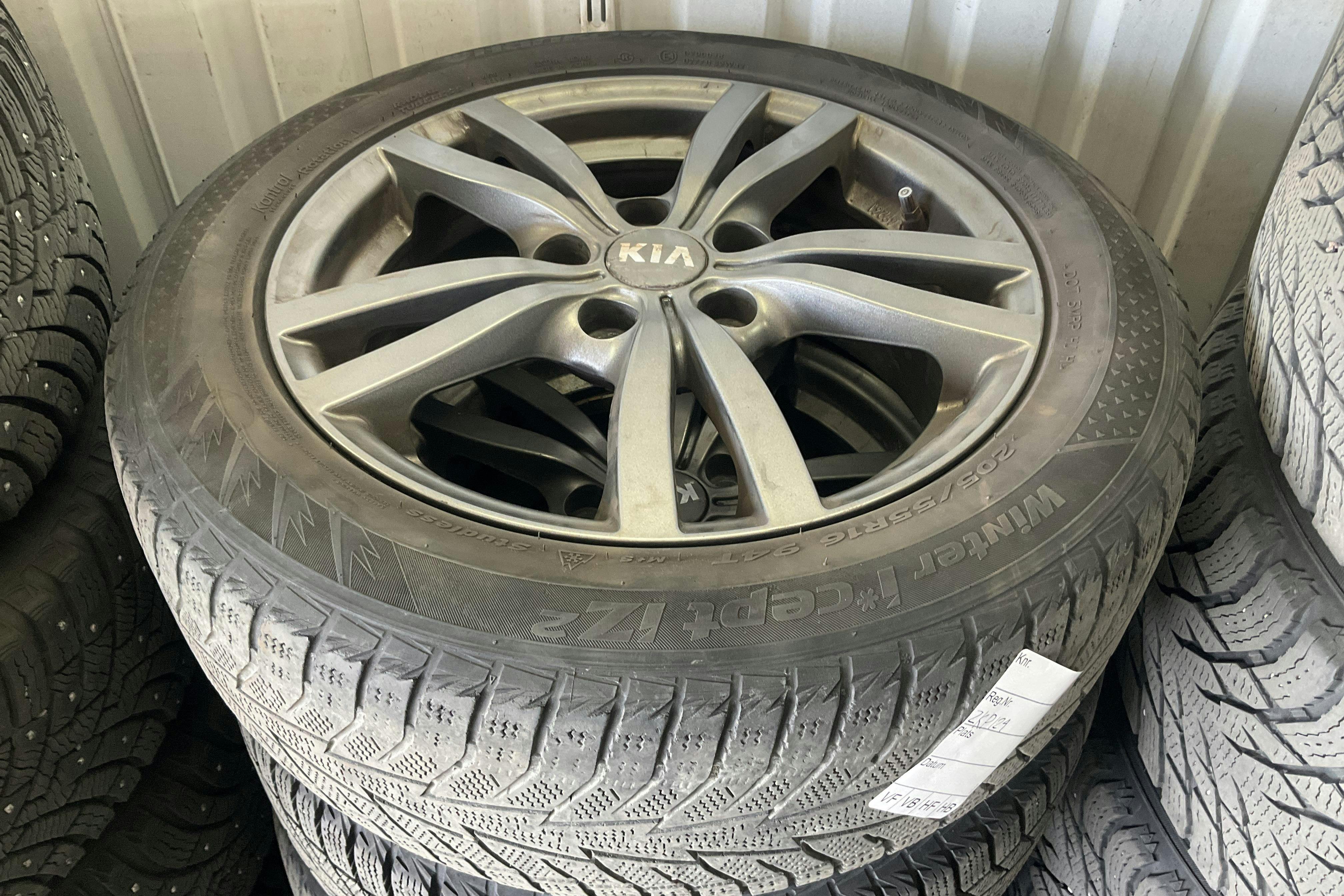 KIA Ceed 1.6 Plug-in Hybrid SW (141hk) - 7 309 mil - Automat - svart - 2020