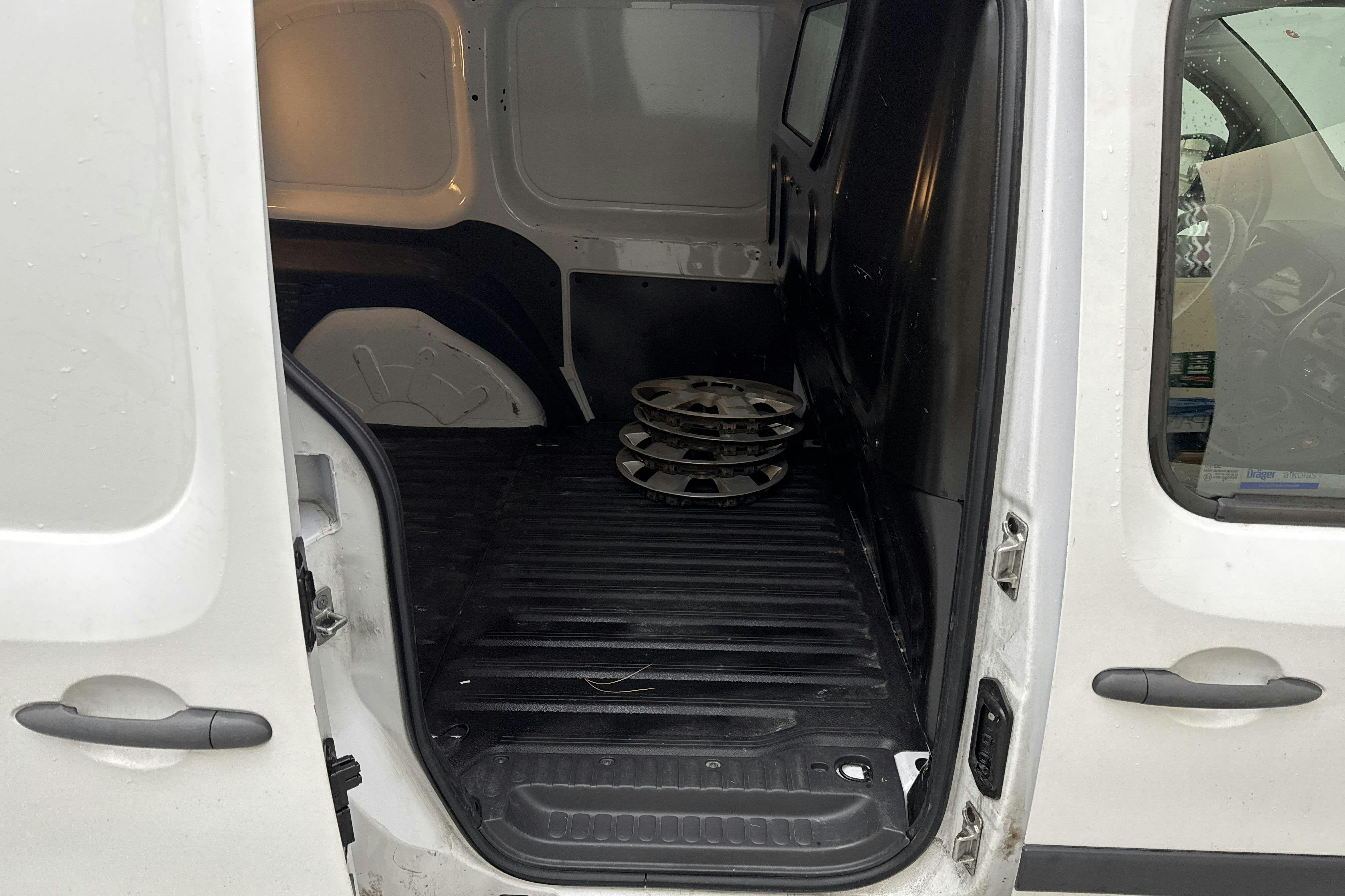 Renault Kangoo 1.5 dCi Skåp (75hk) - 9 425 mil - Manuell - vit - 2015