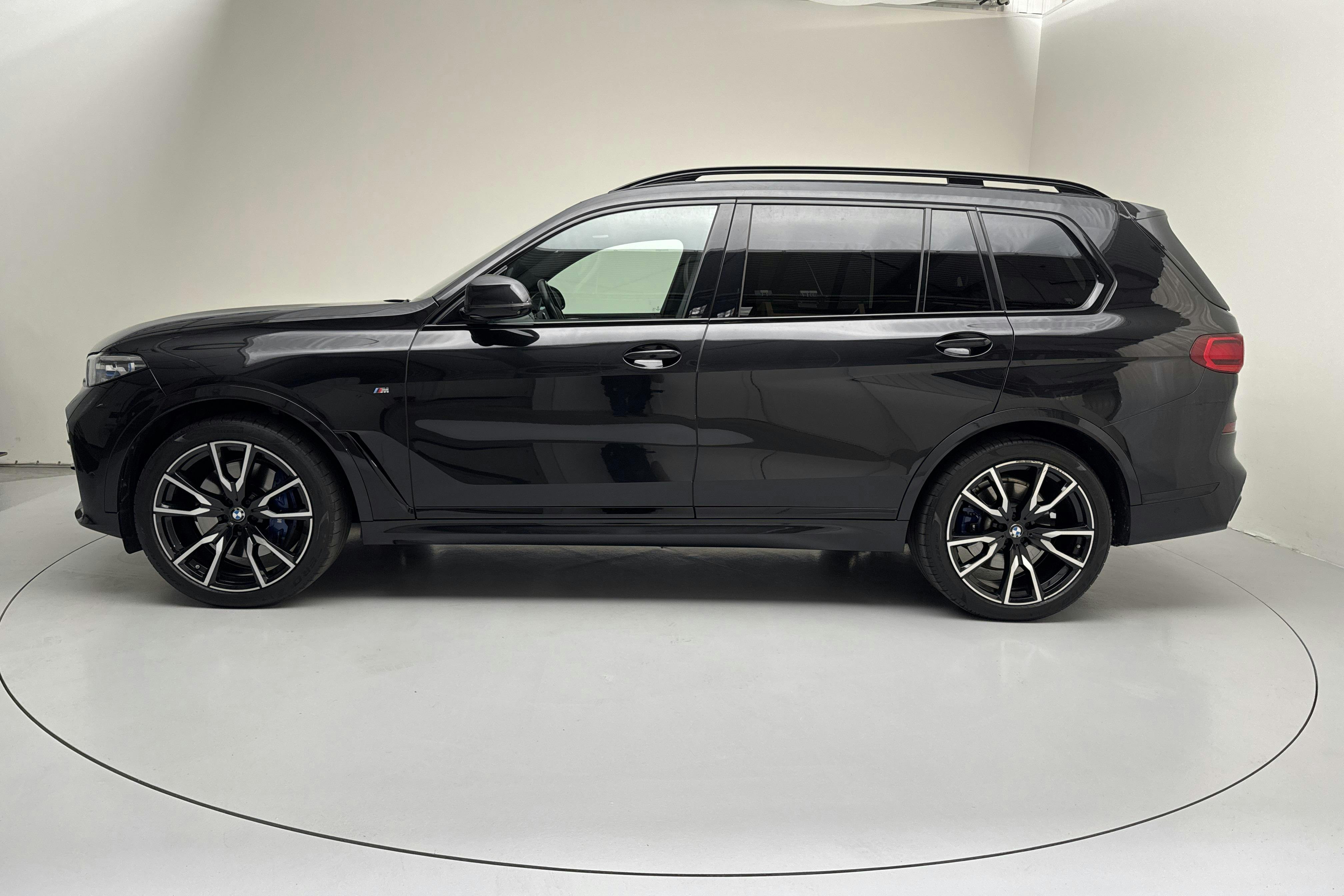 BMW X7 xDrive40d, G07 (340hk) - 11 440 mil - Automat - svart - 2022