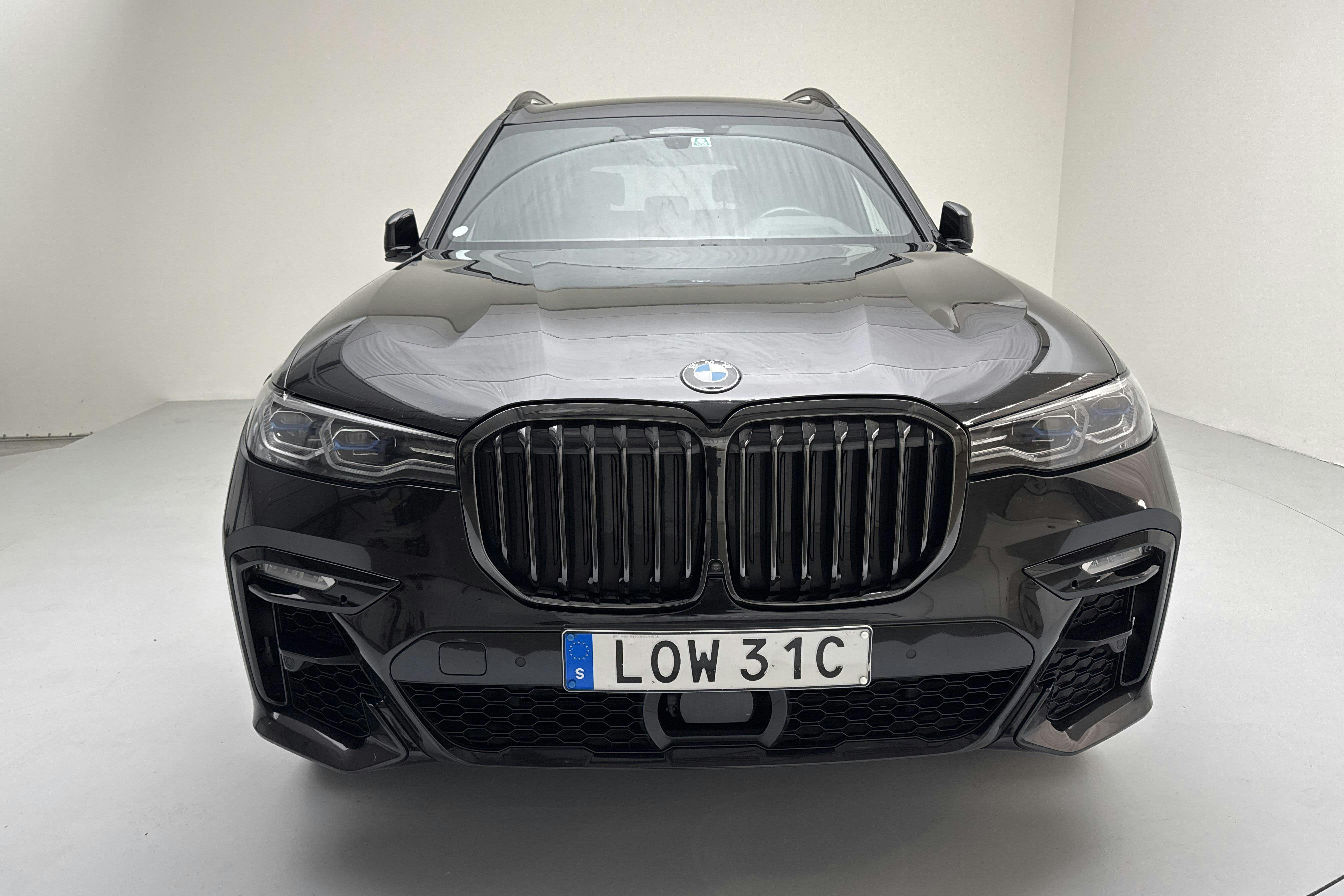 BMW X7 xDrive40d, G07 (340hk) - 11 440 mil - Automat - svart - 2022