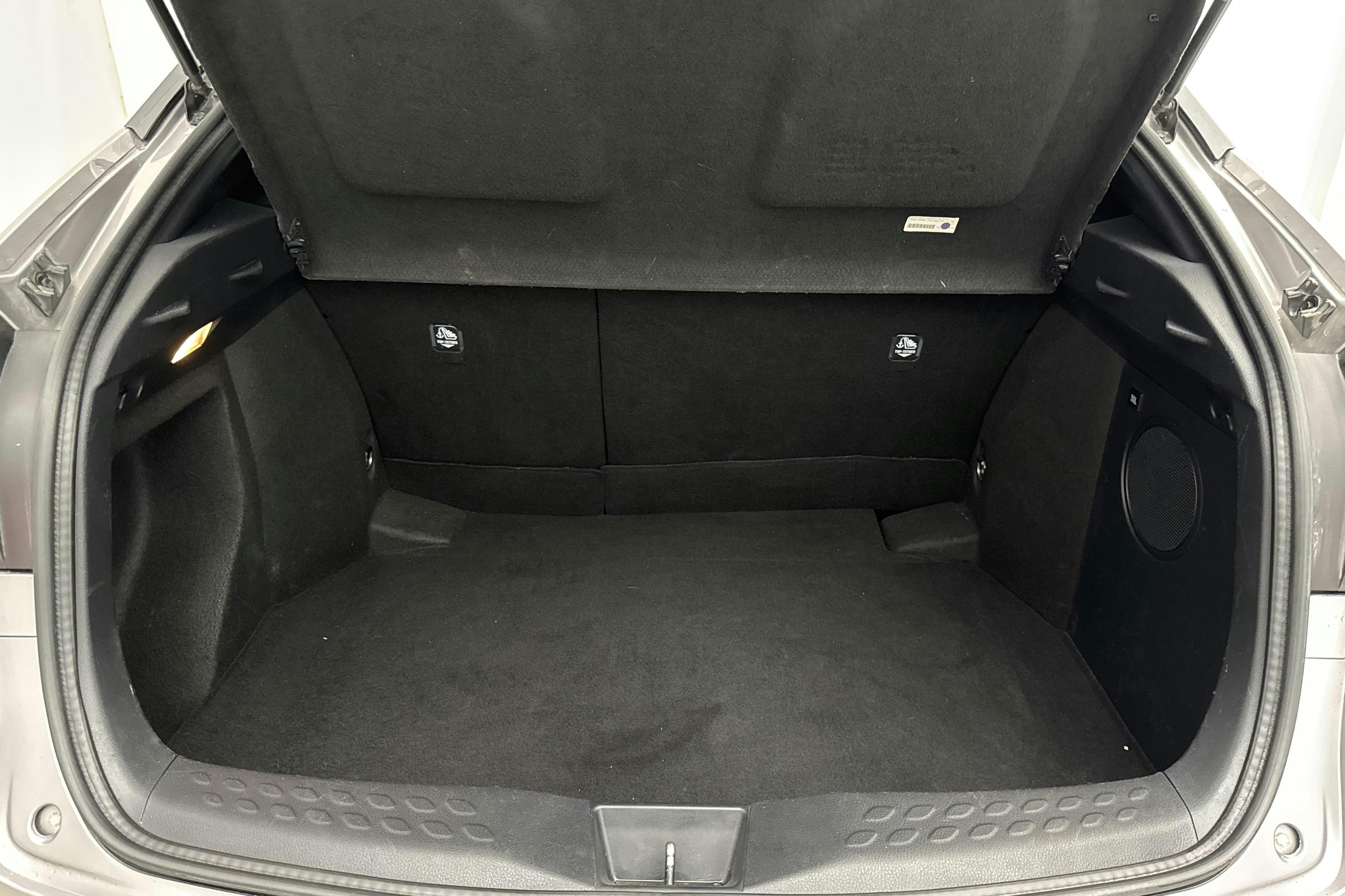Toyota C-HR 1.8 HSD (122hk) - 8 162 mil - Automat - Dark Grey - 2017
