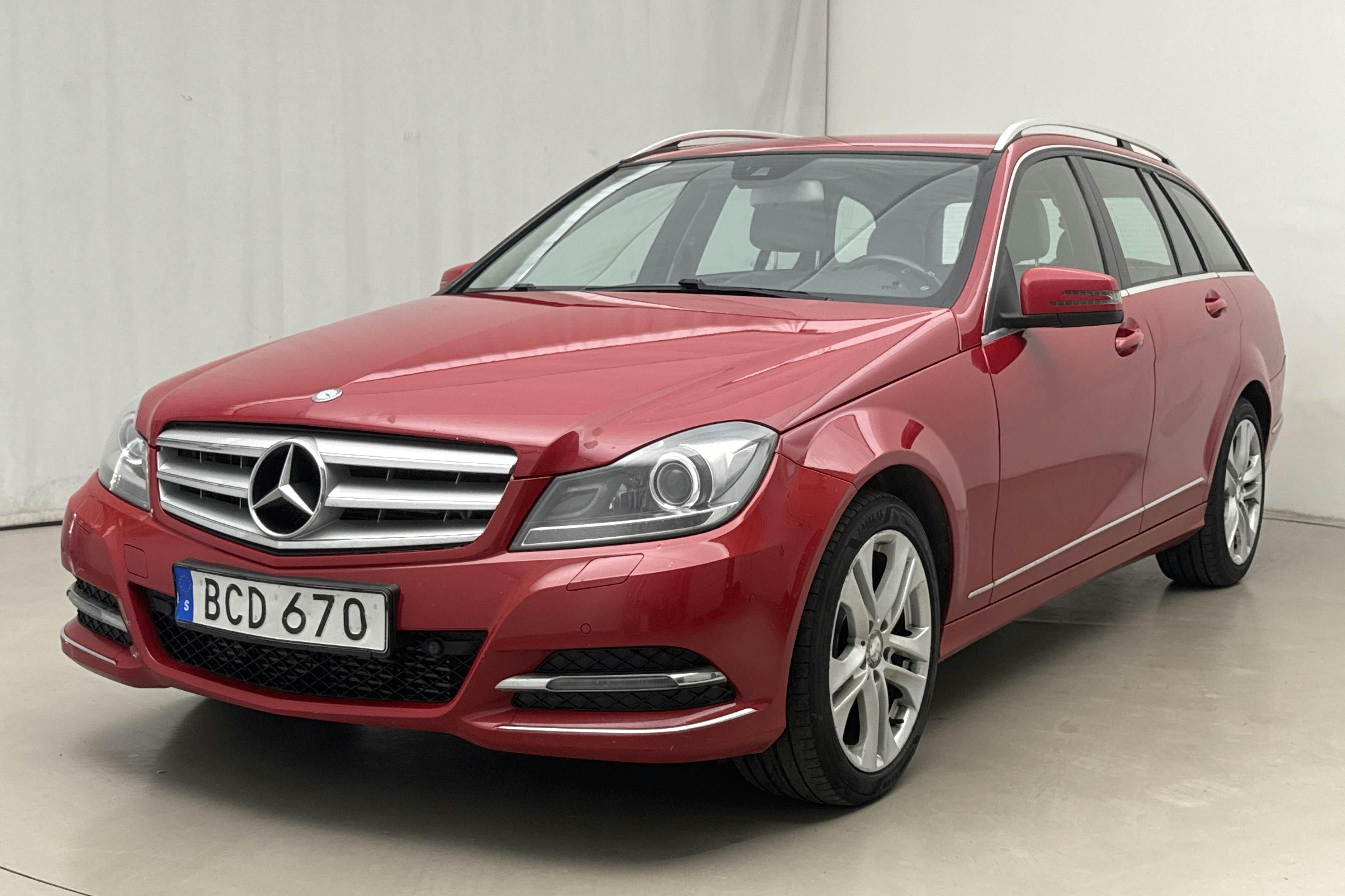 Mercedes C 220 CDI 4Matic Kombi S204 (170hk) - 217 880 km - Automatic - Light Red - 2014