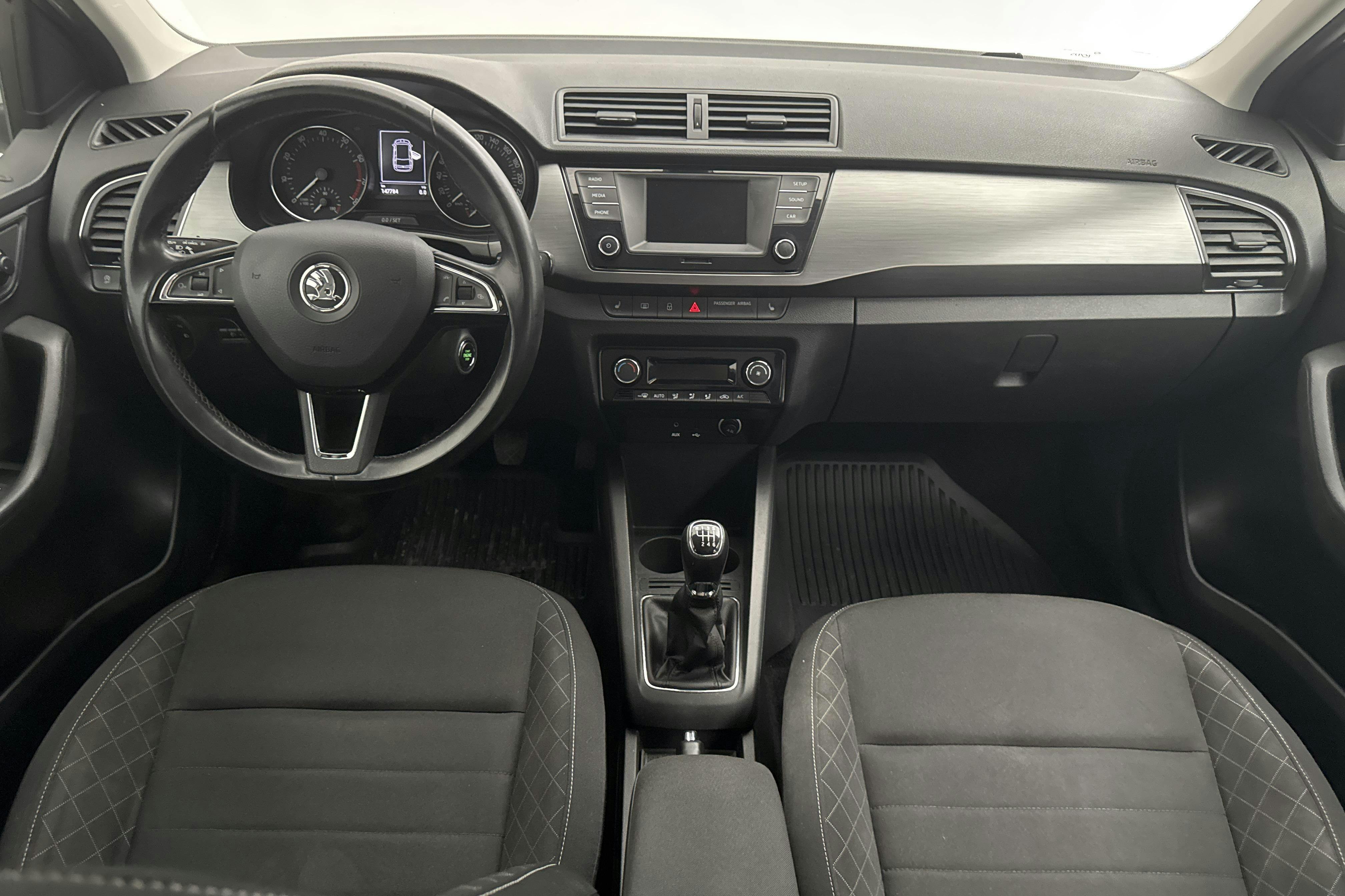 Skoda Fabia 1.2 TSI Kombi (110hk) - 14 779 mil - Manuell - vit - 2016
