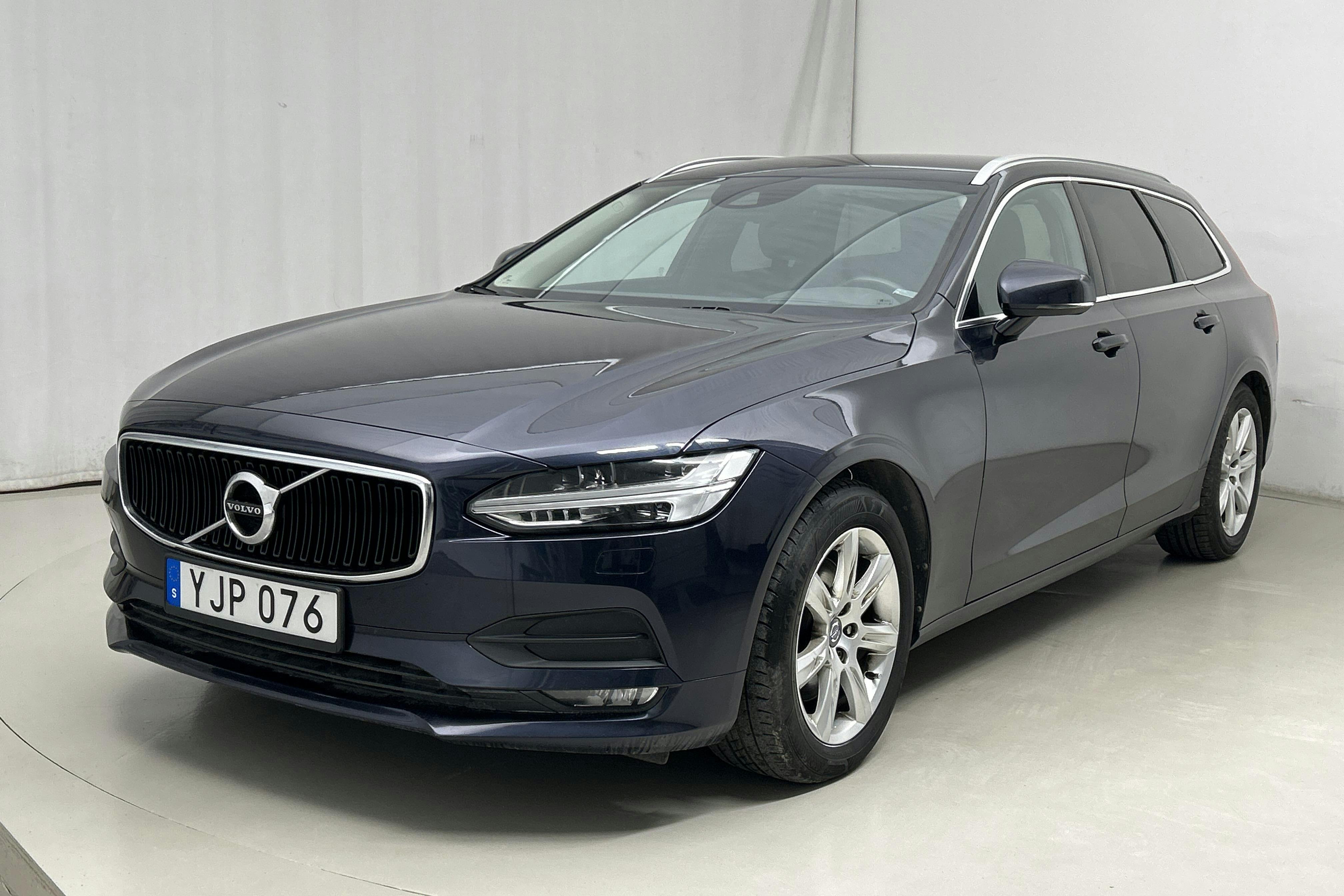 V90 V90 (150hk) - 20 071 mil - Automat - Dark Blue - 2017