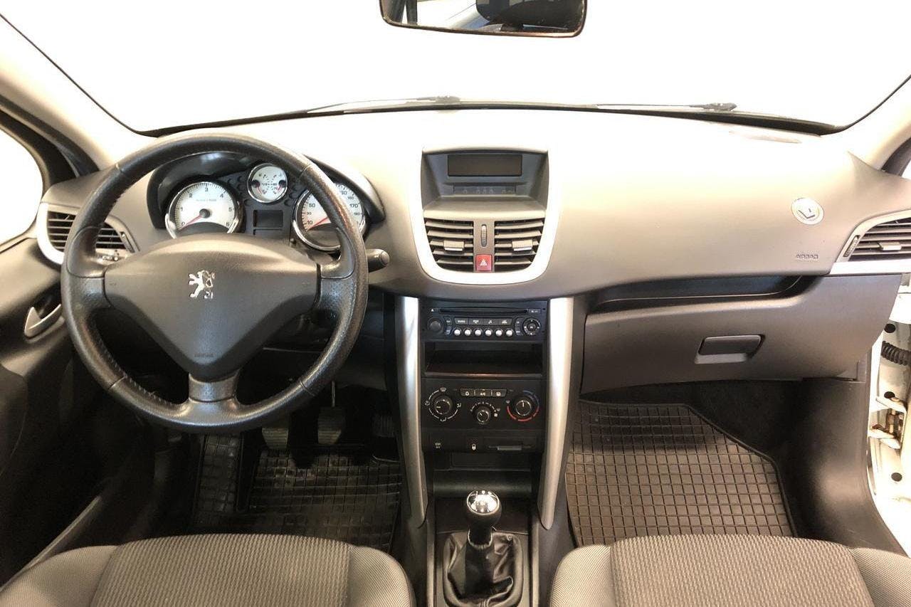 Peugeot 207 1.4 HDi 5dr (68hk) - 11 846 mil - Manuell - vit - 2011
