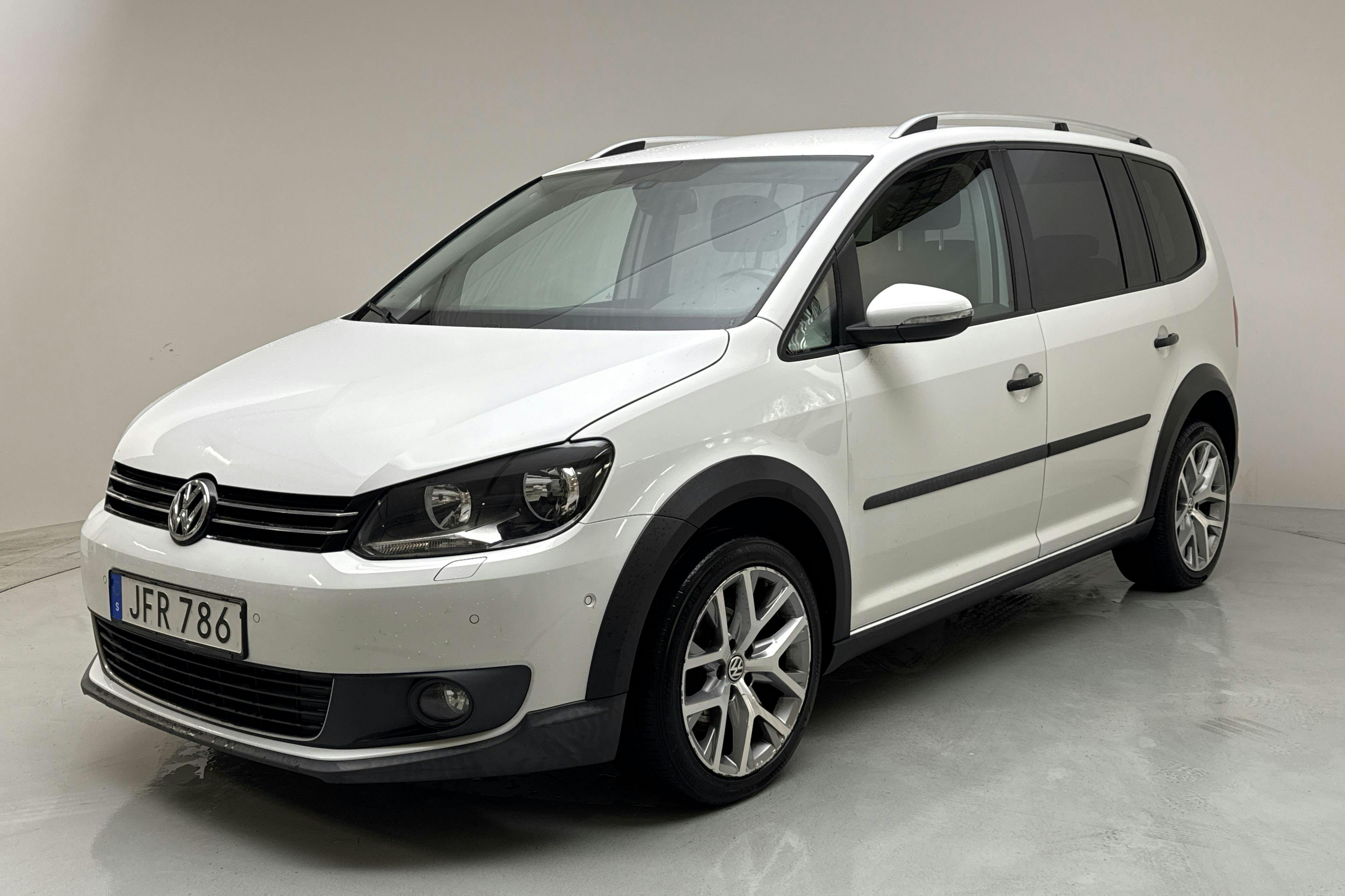 VW Touran 1.4 TSI (140hk) - 12 012 mil - Automat - vit - 2015