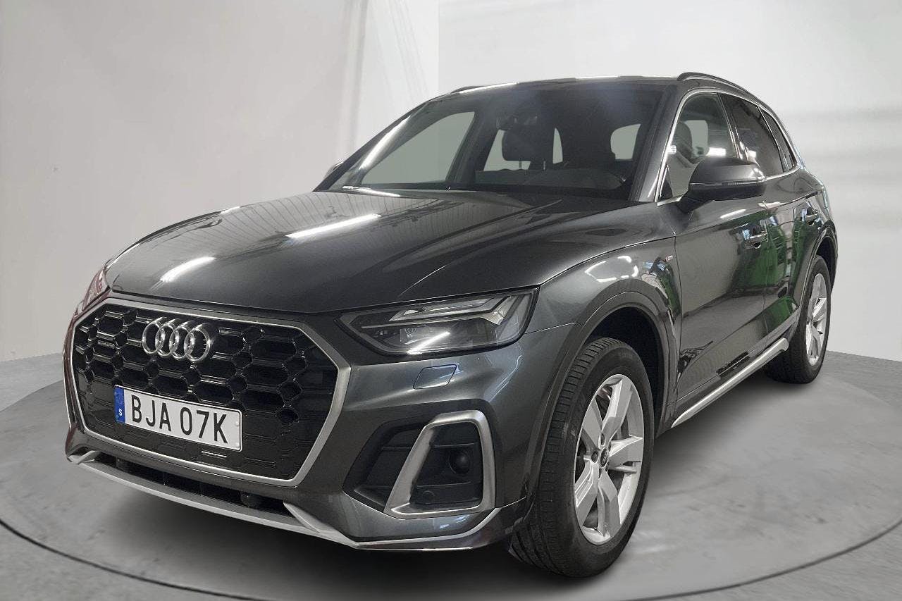Audi Q5 55 TFSI e quattro (367hk) - 76 130 km - Automatyczna - szary - 2023