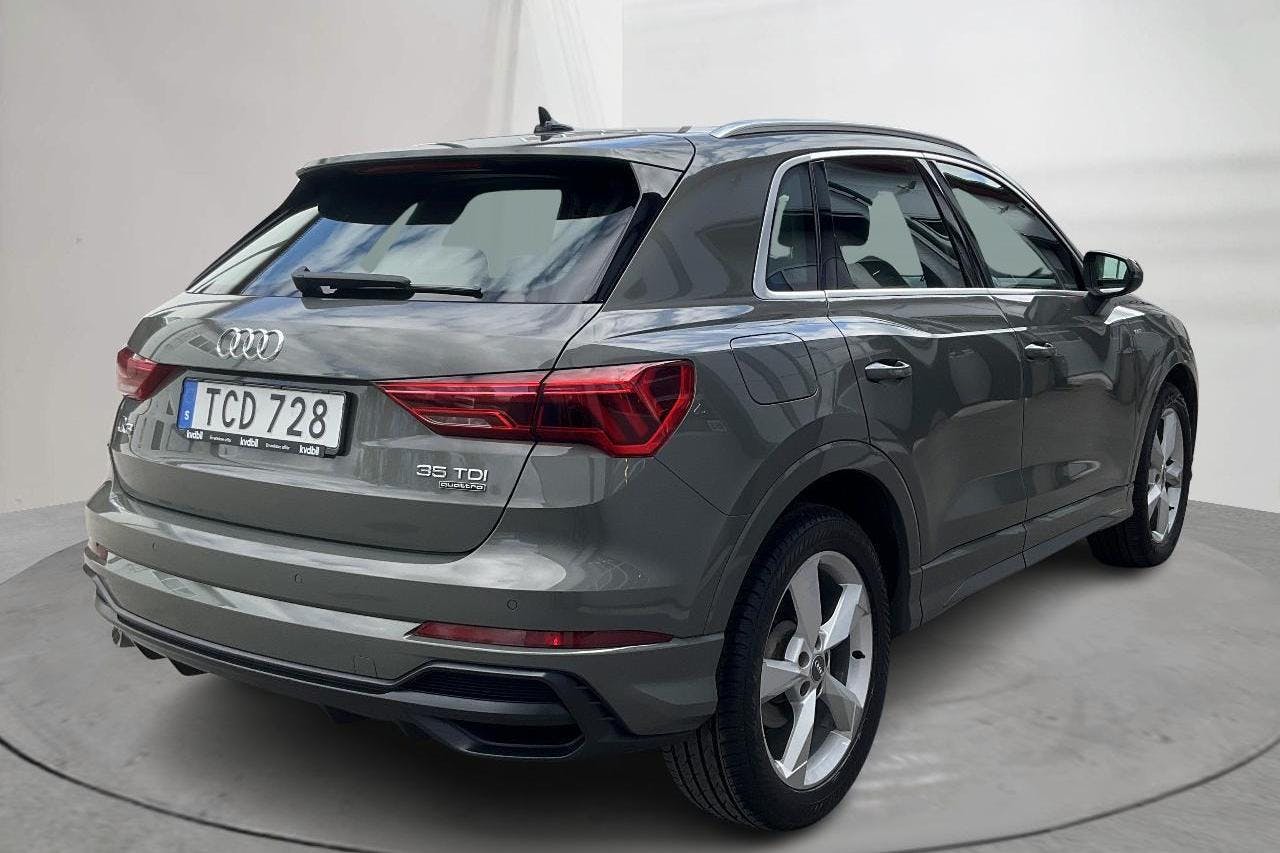 Audi Q3 35 TDI quattro (150hk) - 8 450 mil - Manuell - grå - 2019