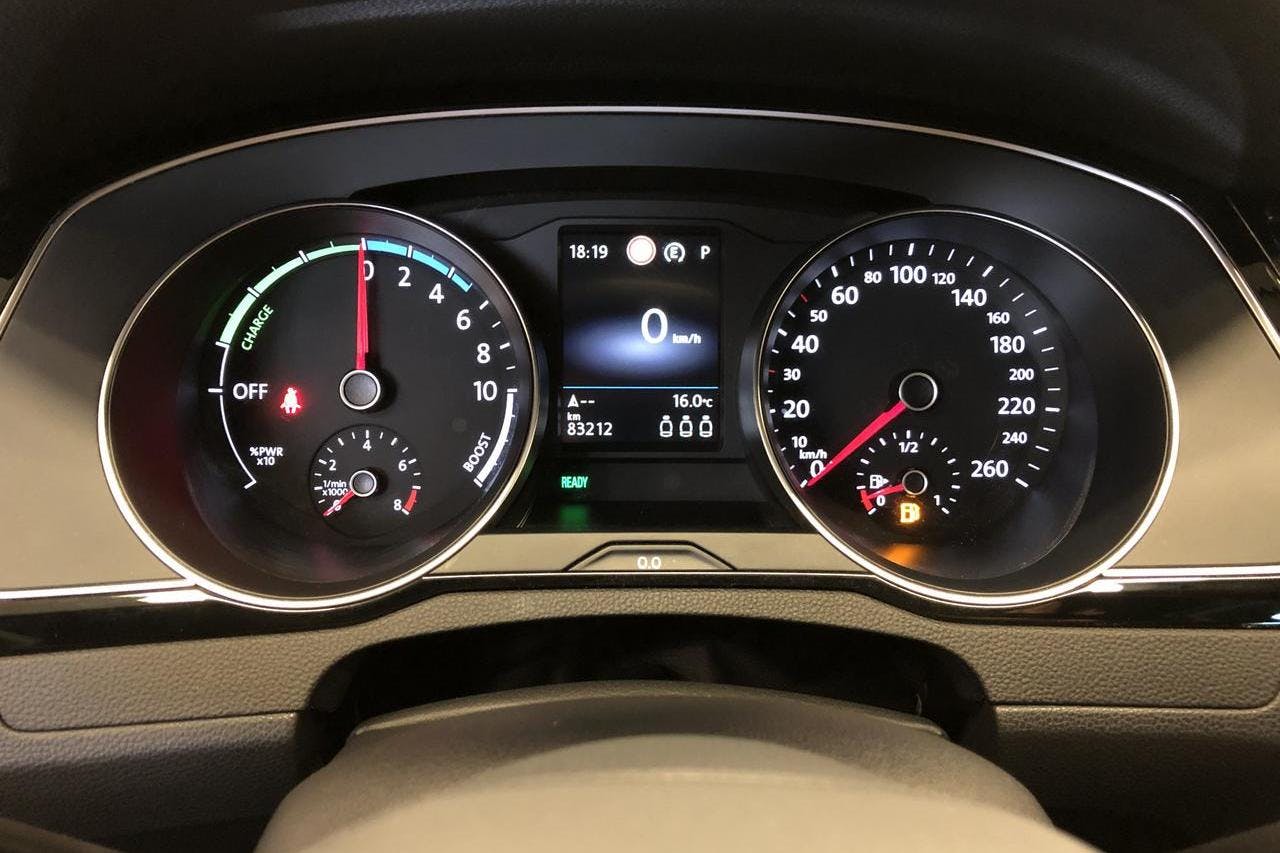 VW Passat 1.4 GTE Sportscombi (218hk) - 8 321 mil - Automat - Dark Grey - 2021