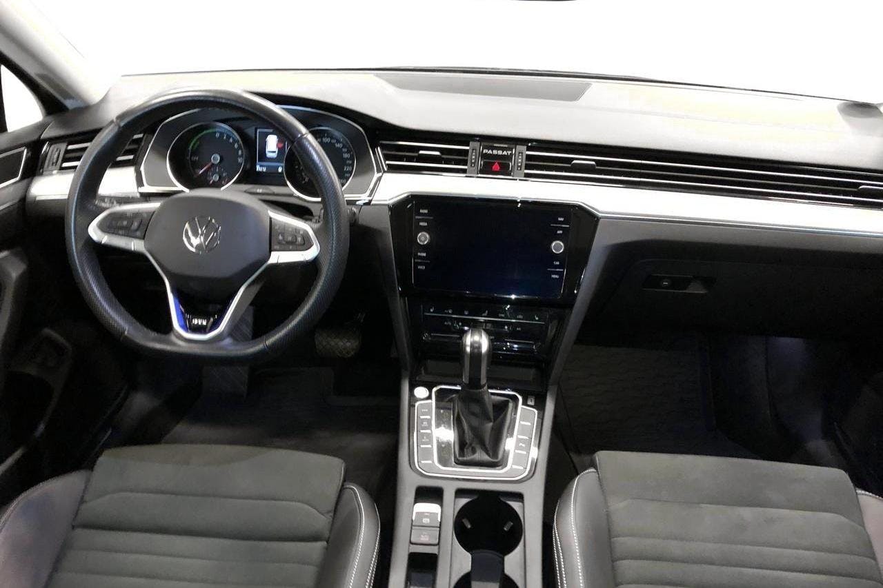 VW Passat 1.4 GTE Sportscombi (218hk) - 8 321 mil - Automat - Dark Grey - 2021
