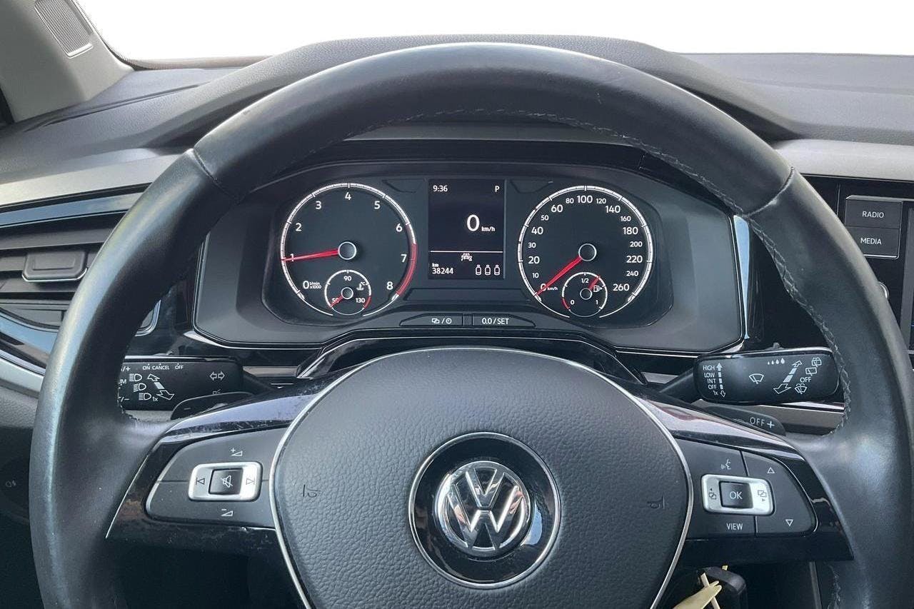 VW Polo 1.0 TSI 5dr (95hk) - 3 824 mil - Automat - silver - 2020