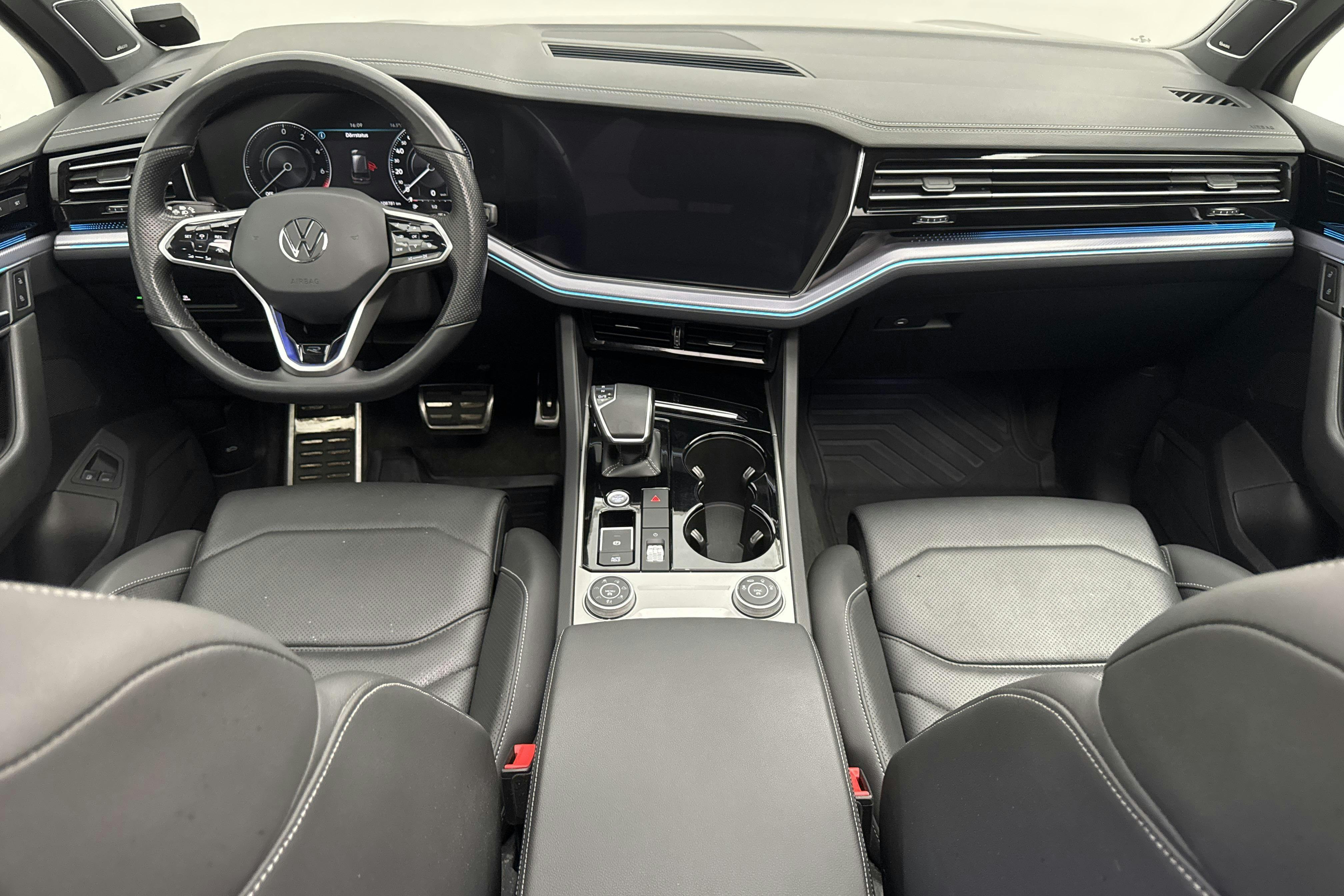 VW Touareg R V6 TSI e-Hybrid 4Motion (462hk) - 10 878 mil - Automat - Dark Blue - 2021