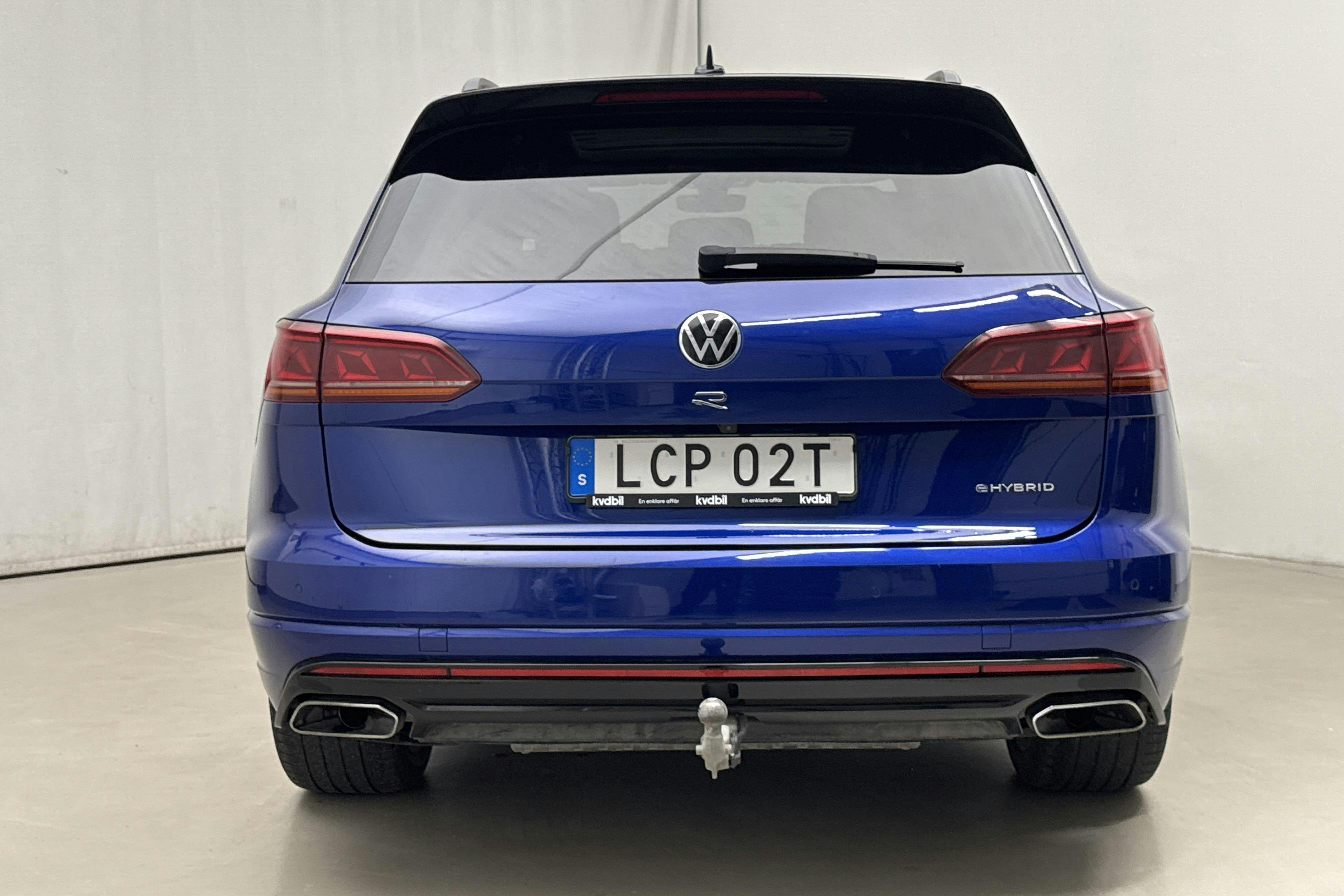 VW Touareg R V6 TSI e-Hybrid 4Motion (462hk) - 10 230 mil - Automat - blå - 2021