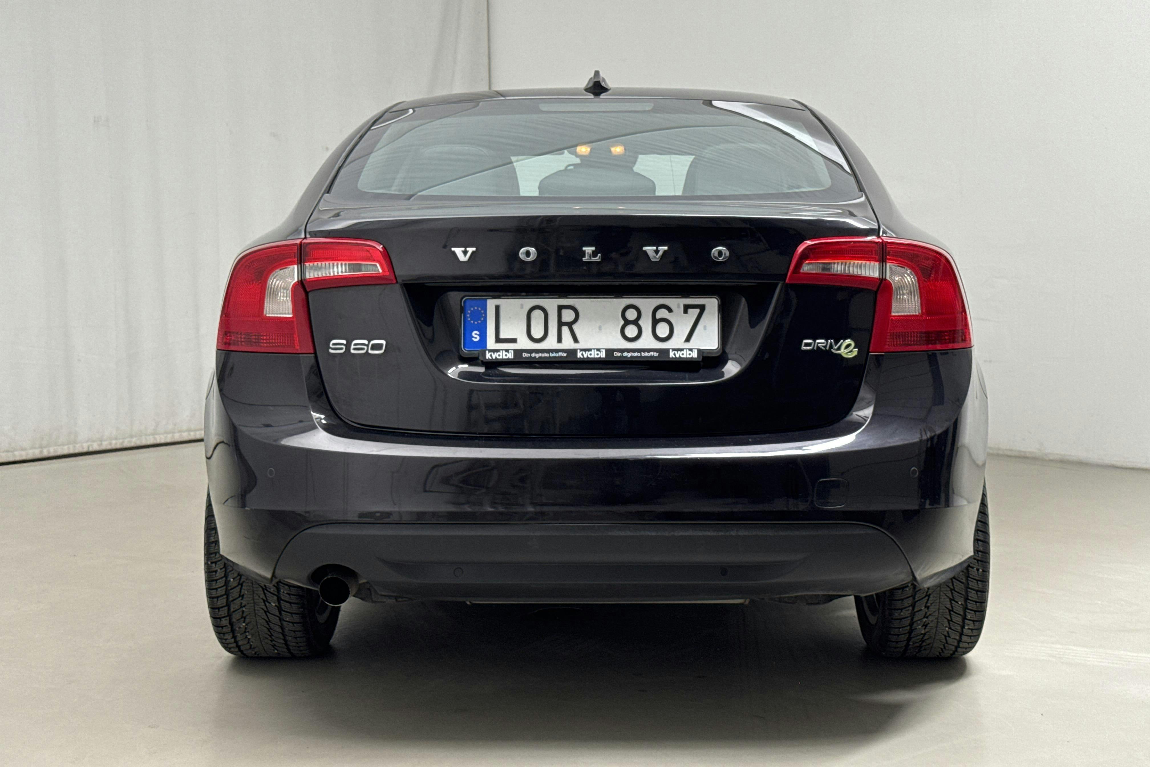 Volvo S60 1.6D DRIVe (115hk) - 206 310 km - Manual - black - 2011