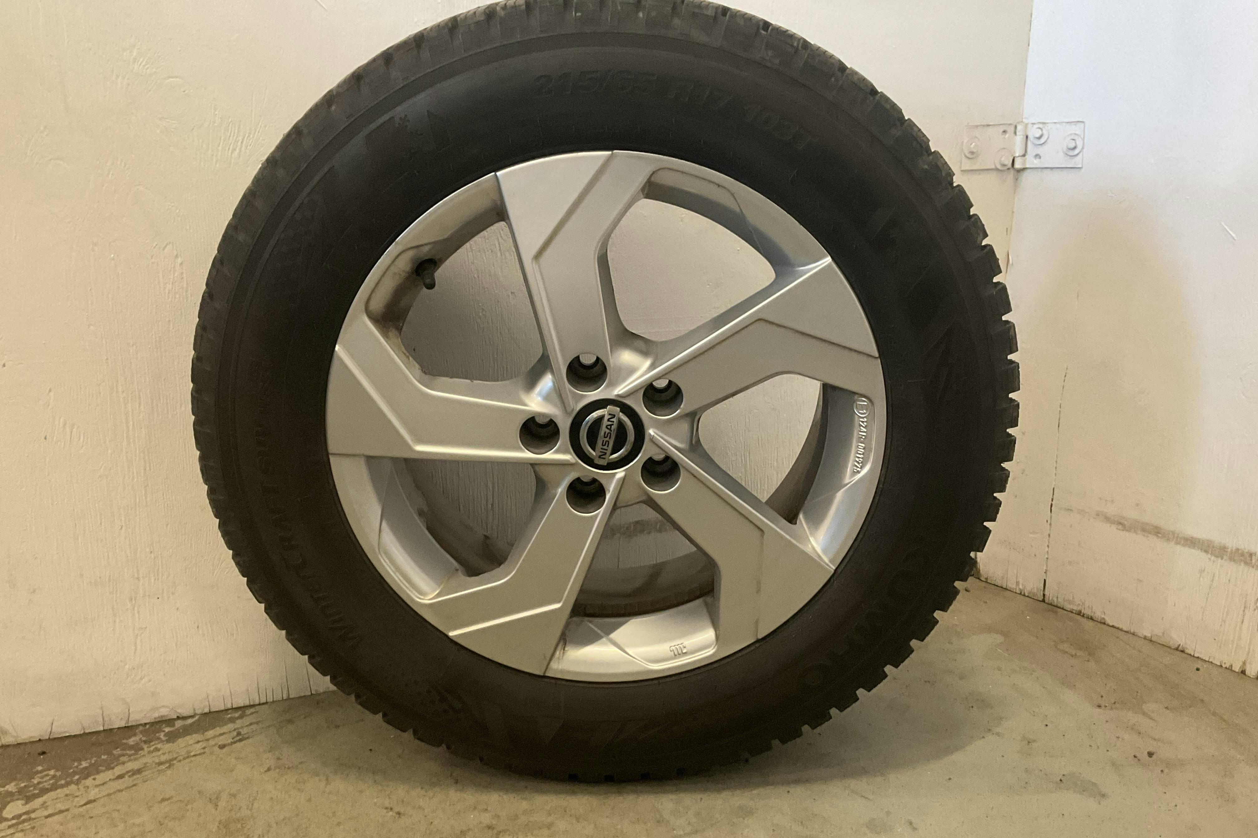 Nissan Qashqai 1.3 MHEV (158hk) - 4 513 mil - Automat - grå - 2022
