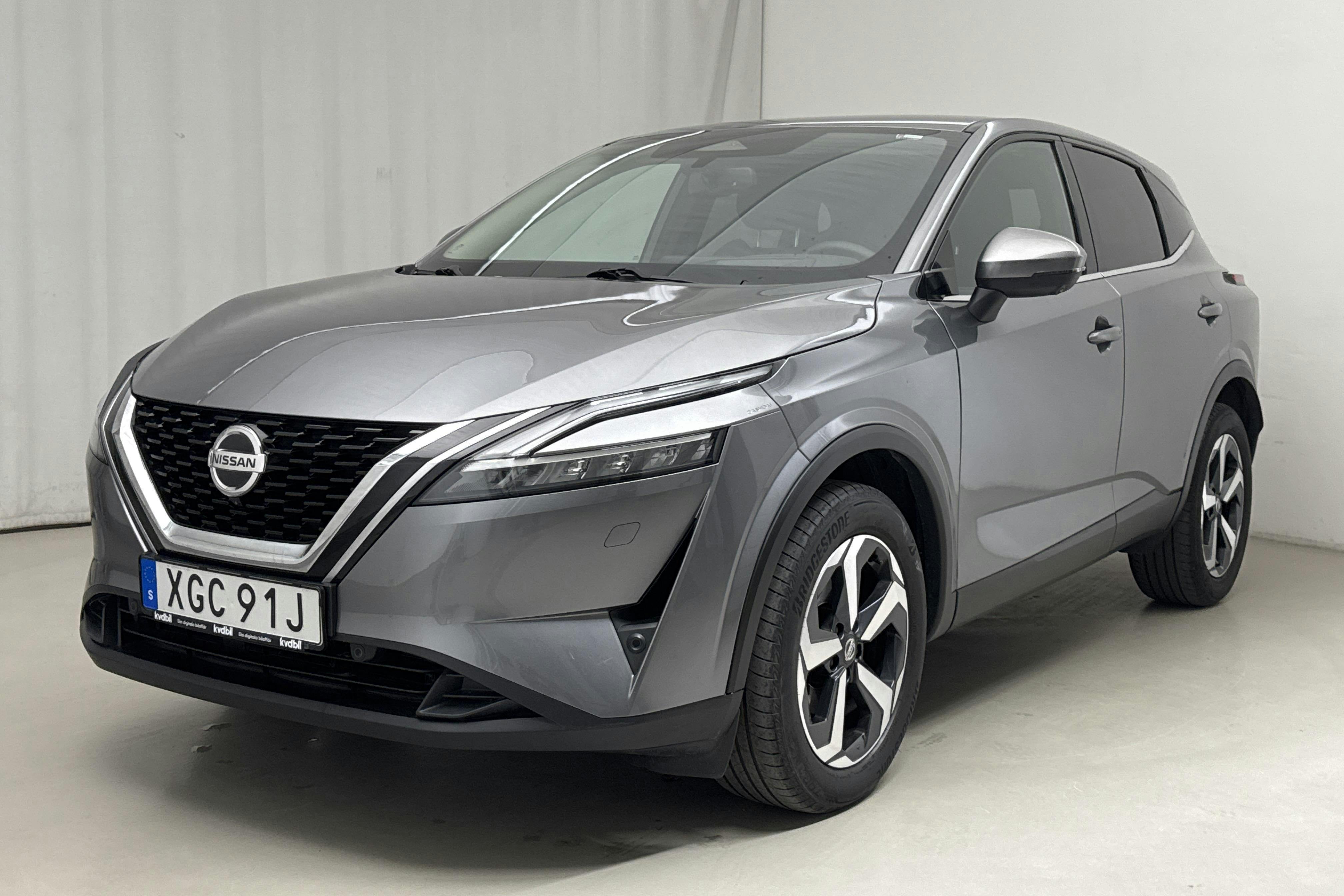 Nissan Qashqai 1.3 MHEV (158hk) - 45 130 km - Automatic - gray - 2022