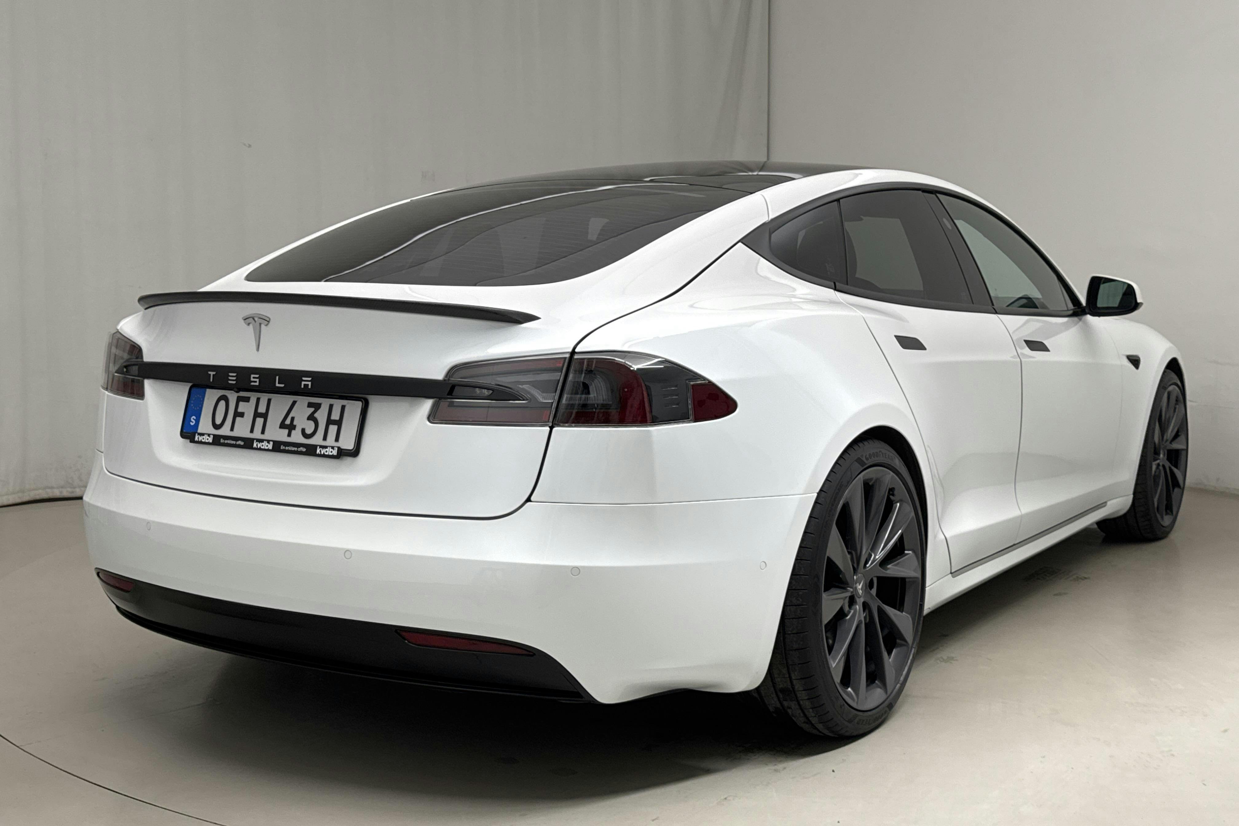 Tesla Model S Dual Motor Long Range AWD - 10 413 mil - Automat - vit - 2021