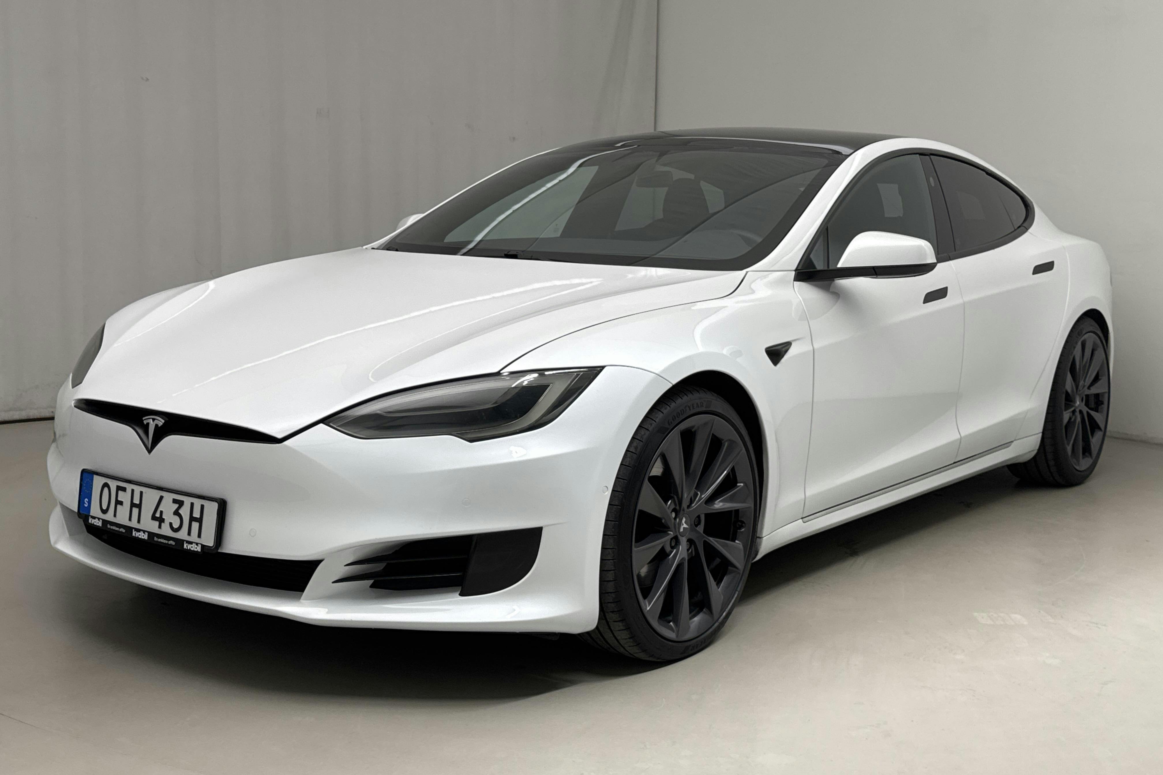 Tesla Model S Dual Motor Long Range AWD - 104 130 km - Automatic - white - 2021