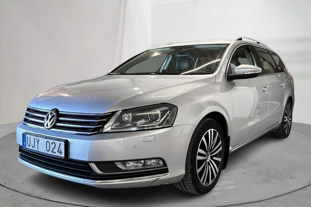 VW Passat 1.4 TSI EcoFuel Variant (150hk) - 13 722 mil - Automat - silver - 2013