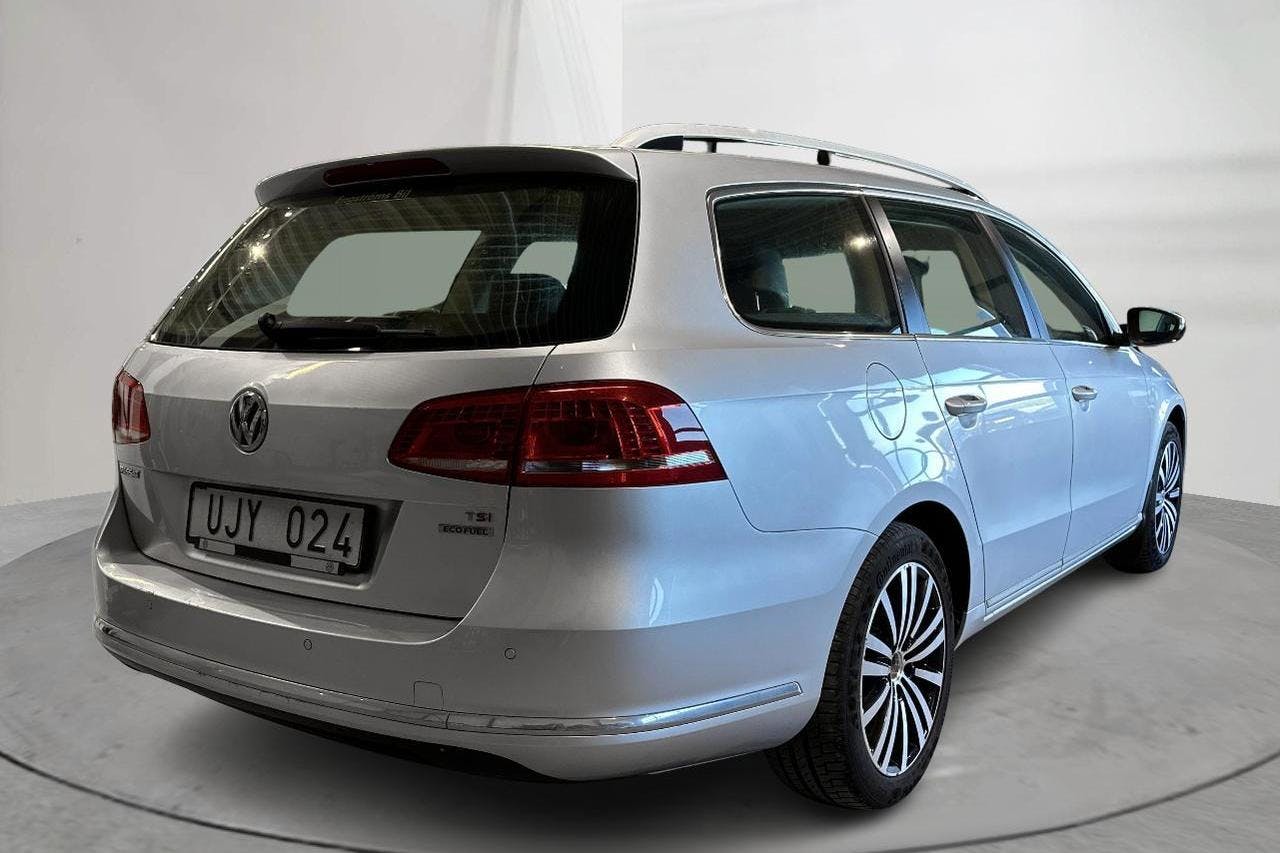VW Passat 1.4 TSI EcoFuel Variant (150hk) - 13 722 mil - Automat - silver - 2013