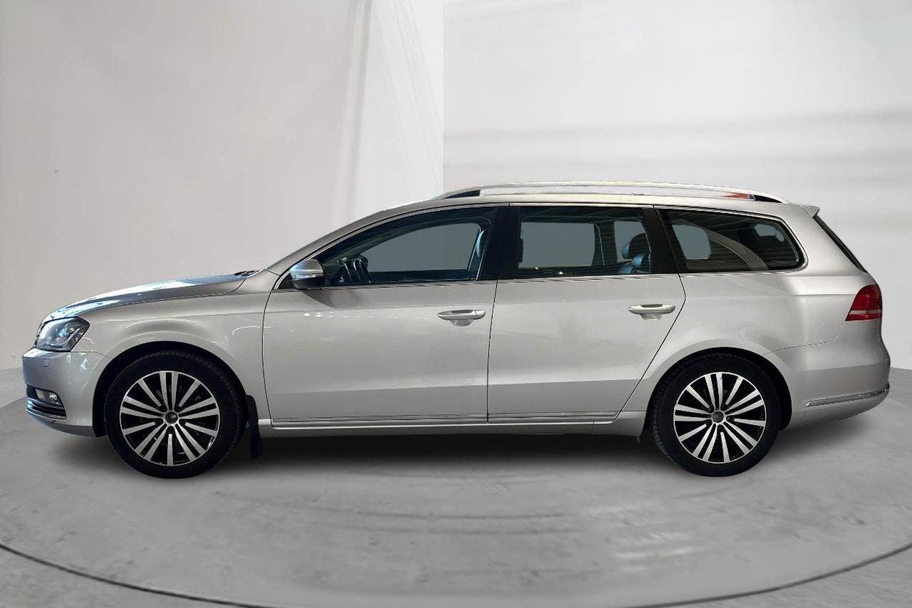 VW Passat 1.4 TSI EcoFuel Variant (150hk) - 13 722 mil - Automat - silver - 2013