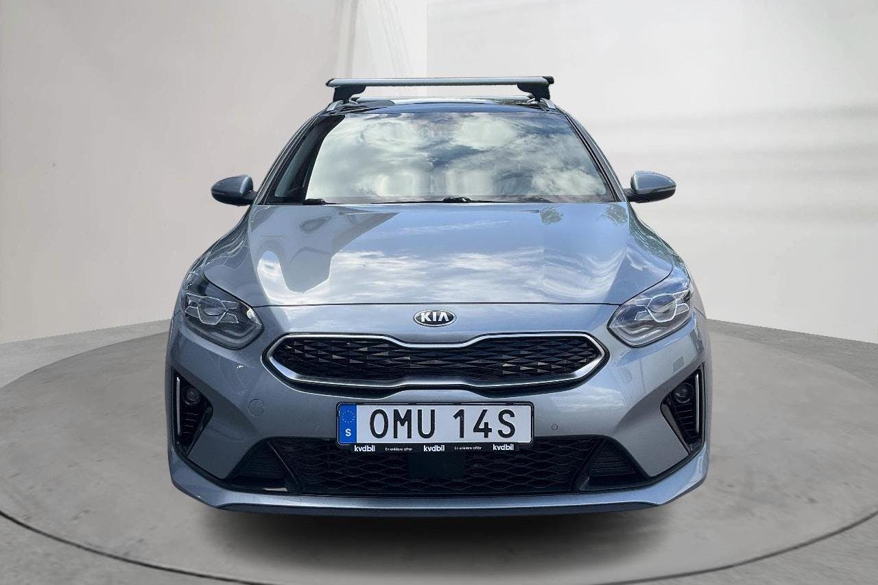 KIA Ceed 1.6 Plug-in Hybrid SW (141hk) - 18 078 mil - Automat - grå - 2020