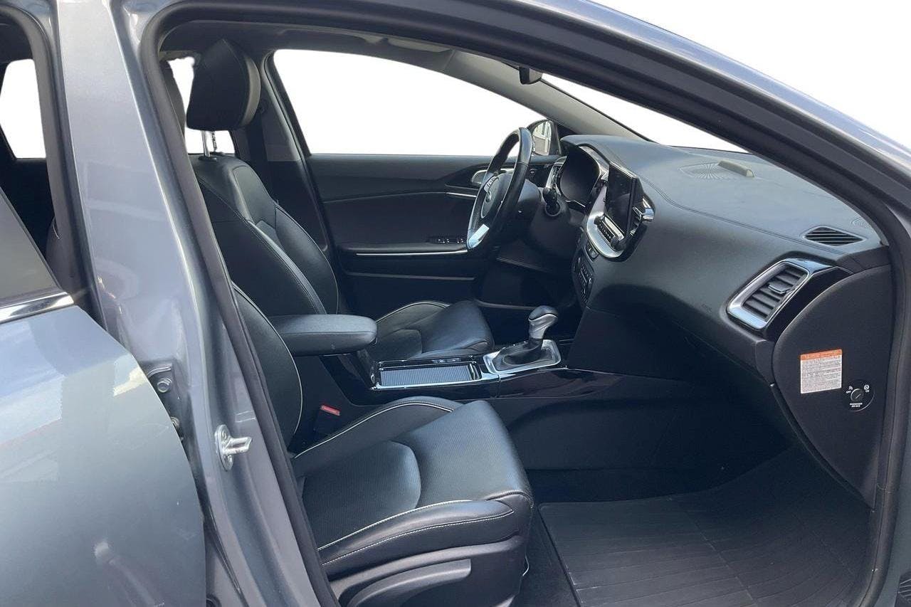 KIA Ceed 1.6 Plug-in Hybrid SW (141hk) - 18 078 mil - Automat - grå - 2020
