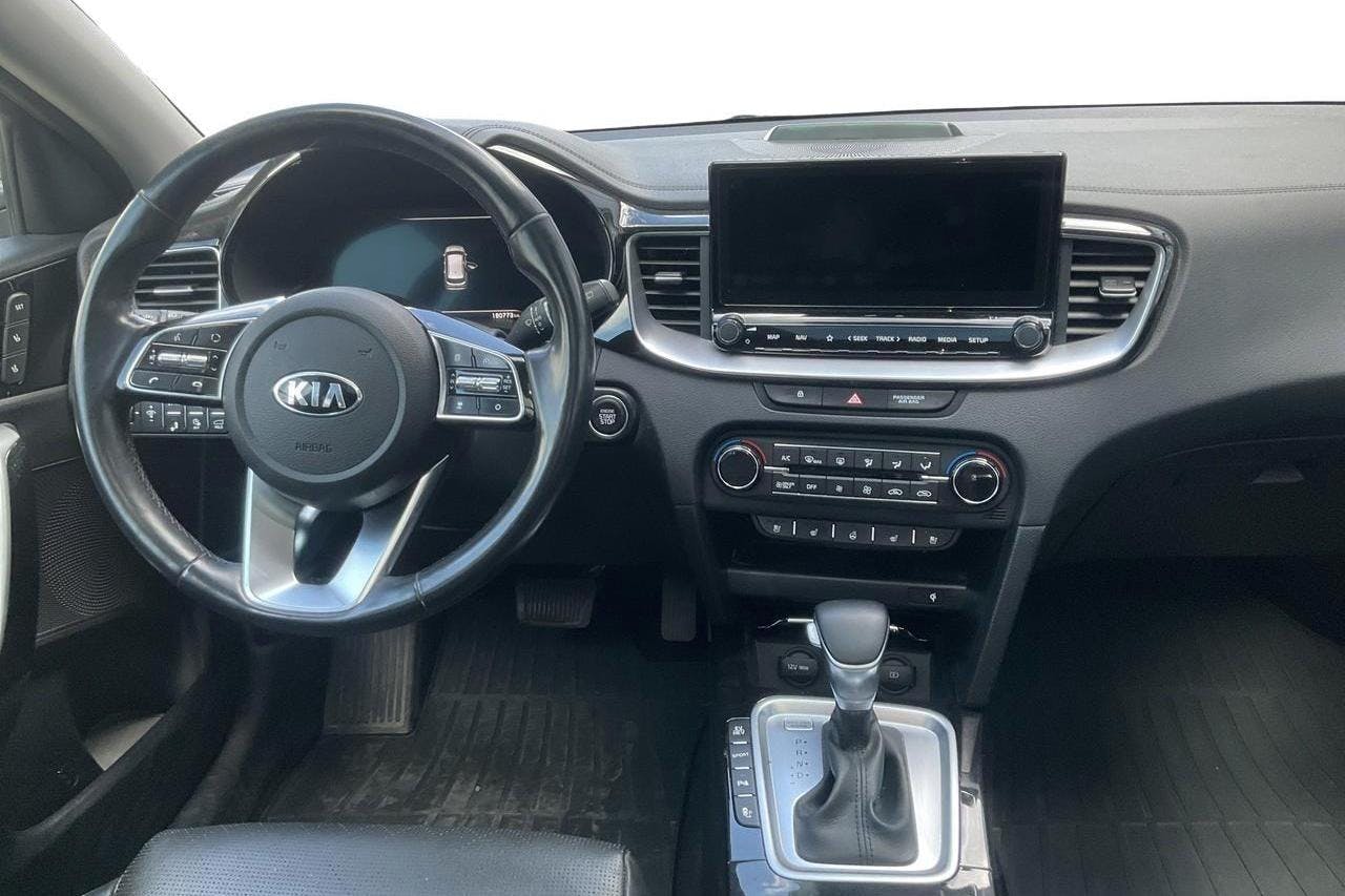 KIA Ceed 1.6 Plug-in Hybrid SW (141hk) - 18 078 mil - Automat - grå - 2020