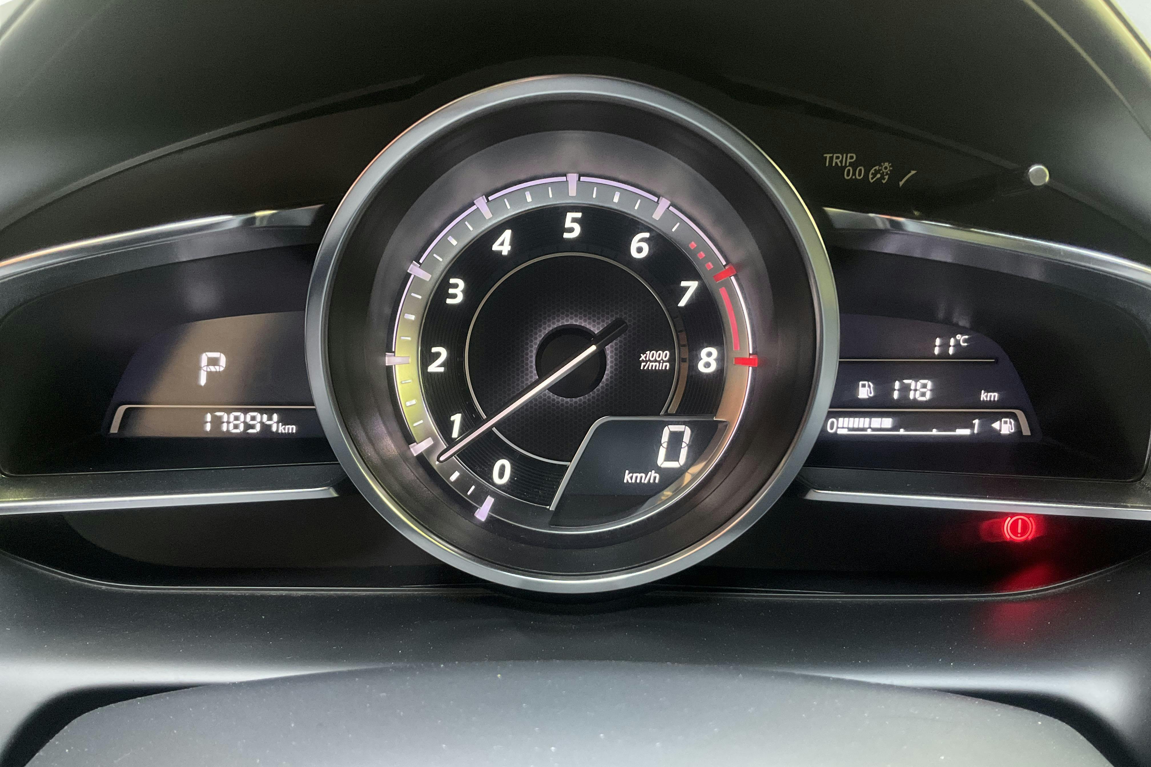 Mazda CX-3 2.0 AWD (150hk) - 1 789 mil - Automat - vit - 2016