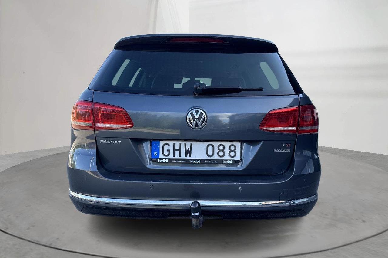 VW Passat 1.4 TSI EcoFuel Variant (150hk) - 23 735 mil - Automat - Light Grey - 2013