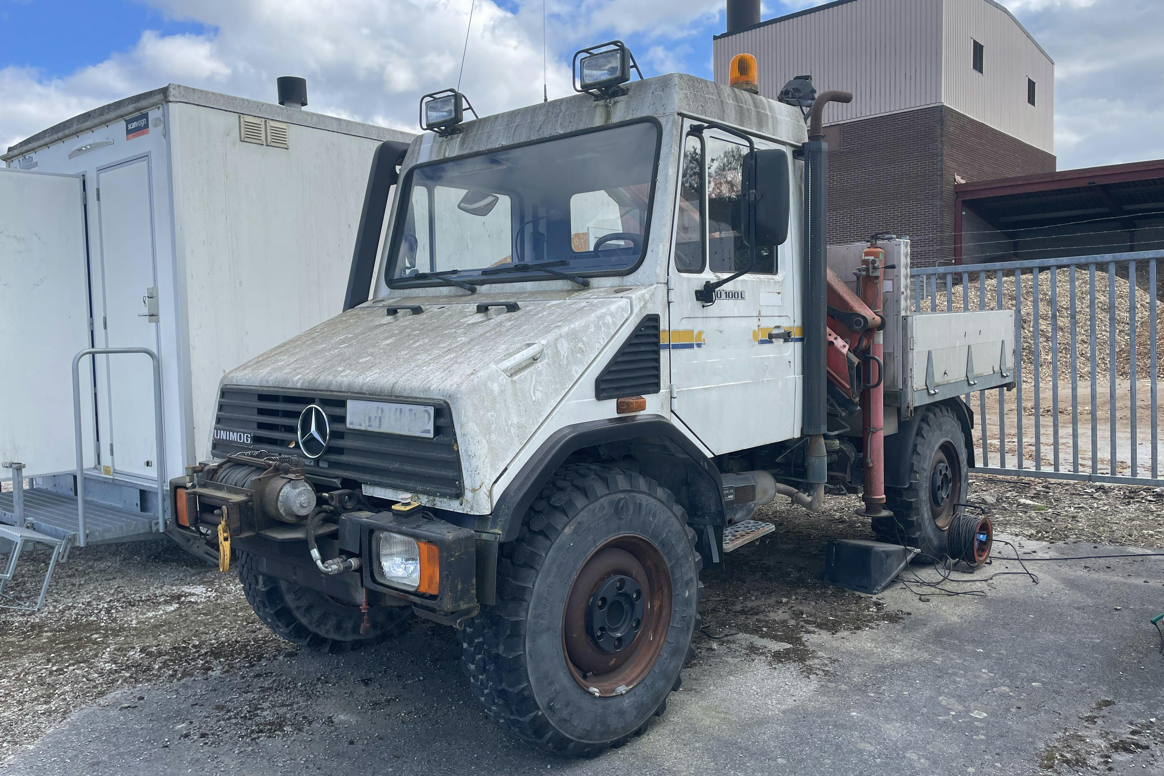 UNIMOG U100L - 248 537 km - Manuell - vit - 1996