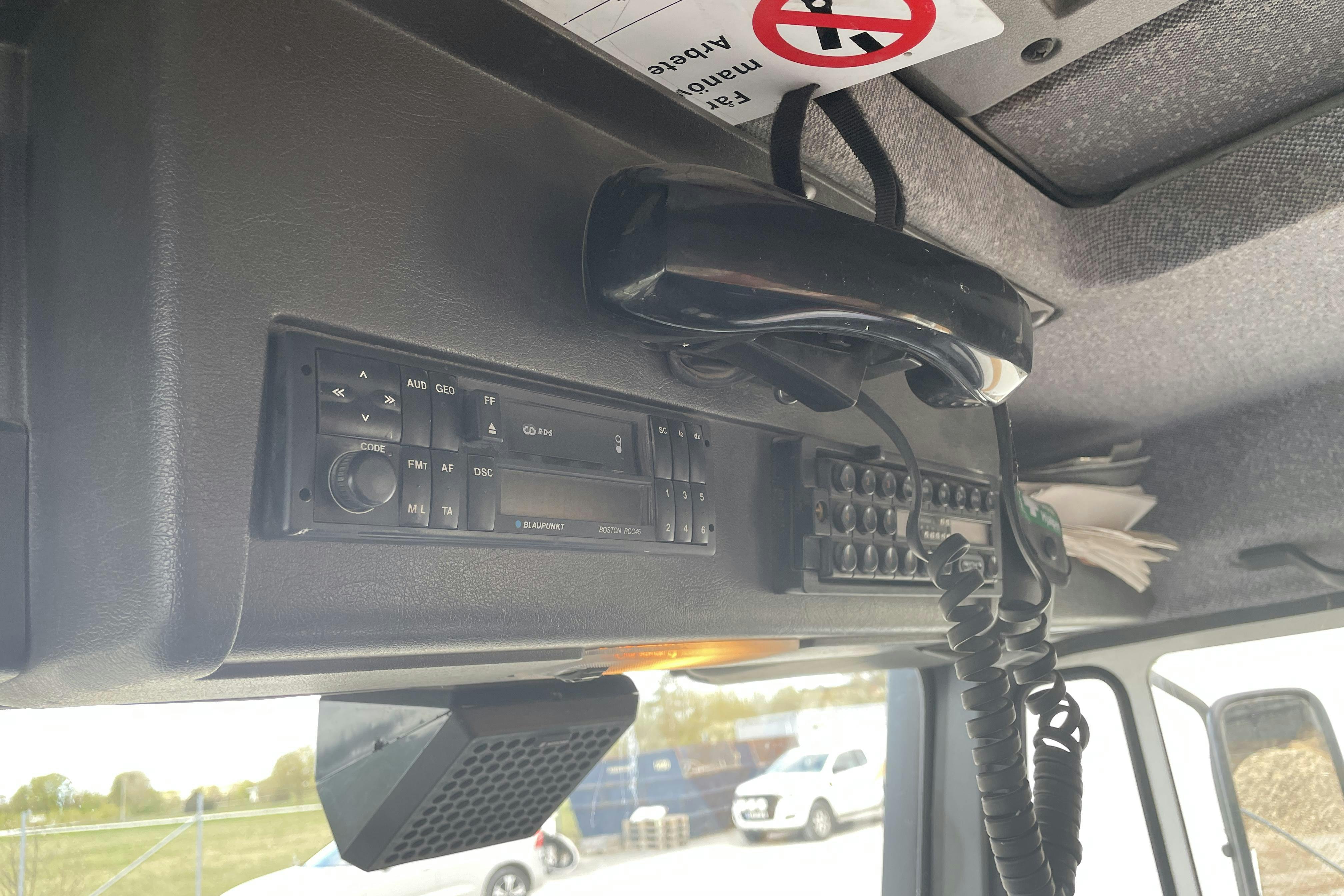 UNIMOG U100L - 248 537 km - Manuell - vit - 1996