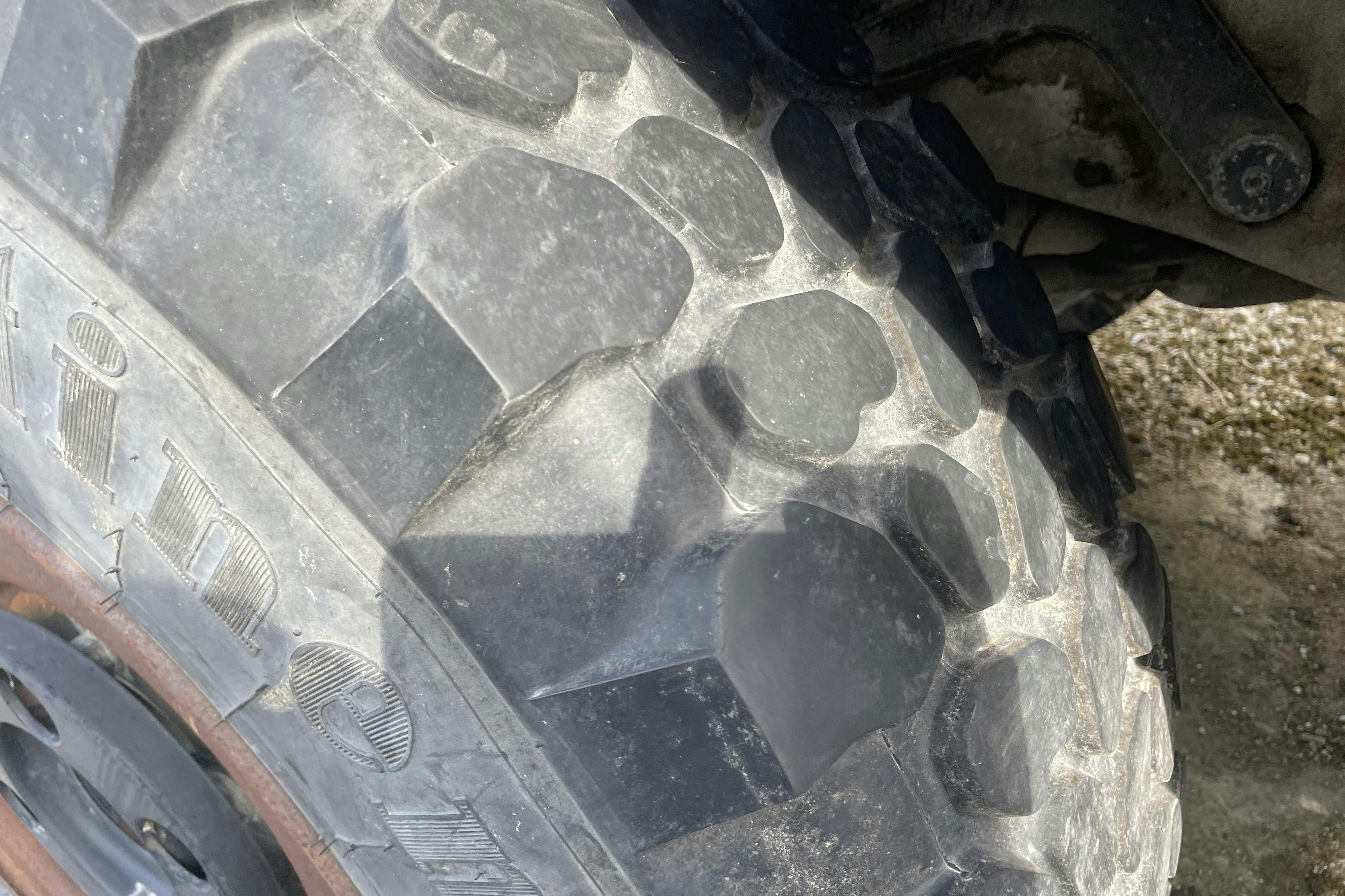 UNIMOG U100L - 248 537 km - Manuell - vit - 1996